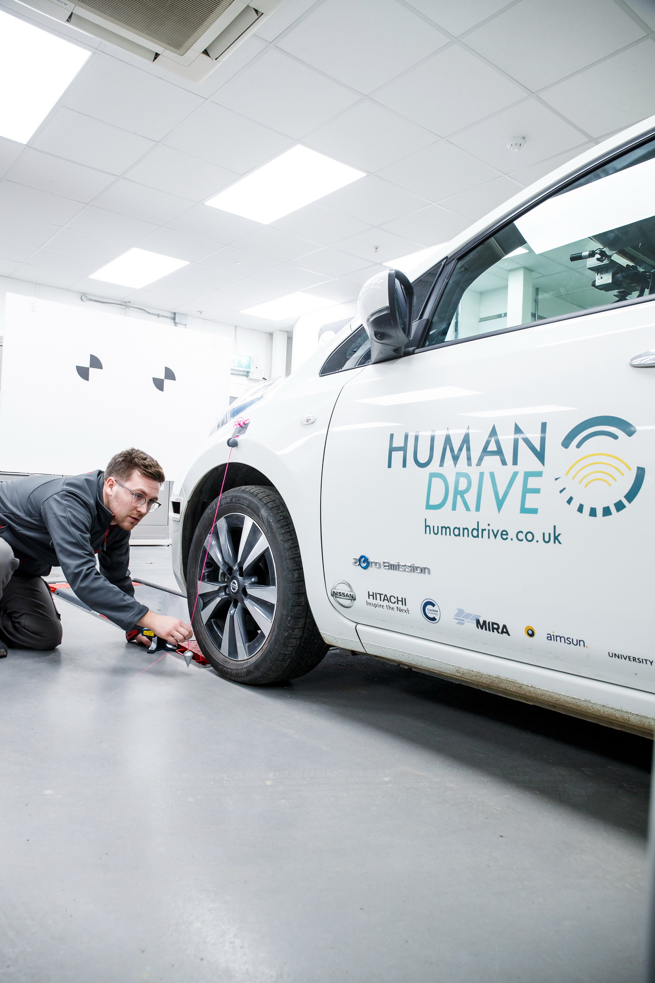 Autonomous Nissan Leaf Completes 230-Mile Journey Across UK