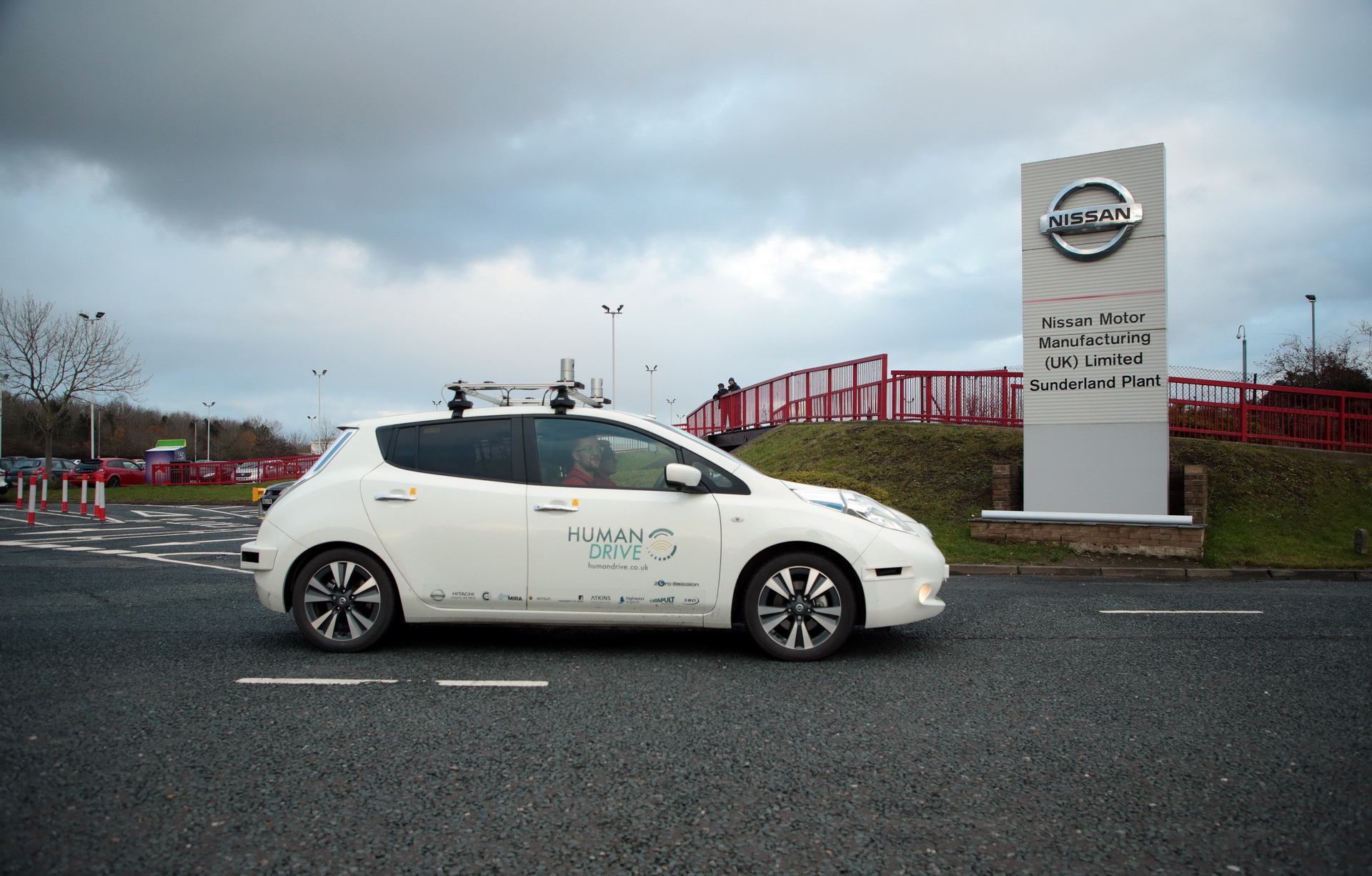Autonomous Nissan Leaf Completes 230-Mile Journey Across UK