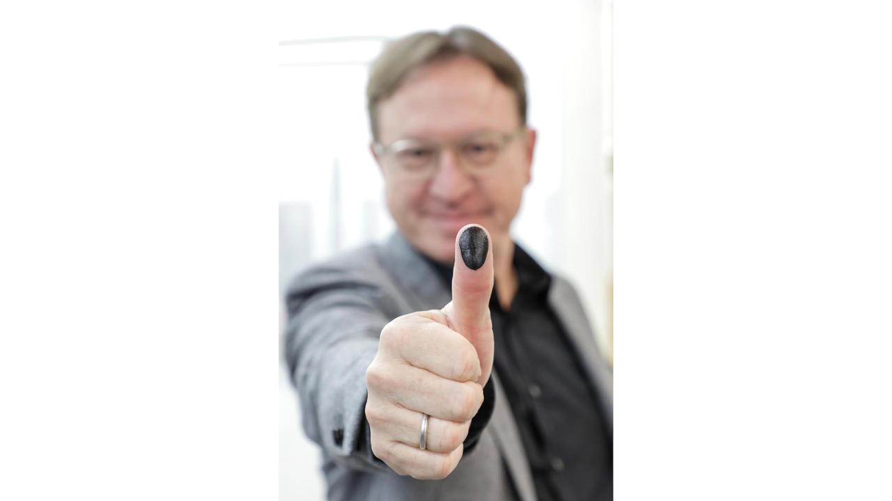 Porsche 911 Is A Huge Fingerprint Magnet, But Not The Way You Would’ve Imagined