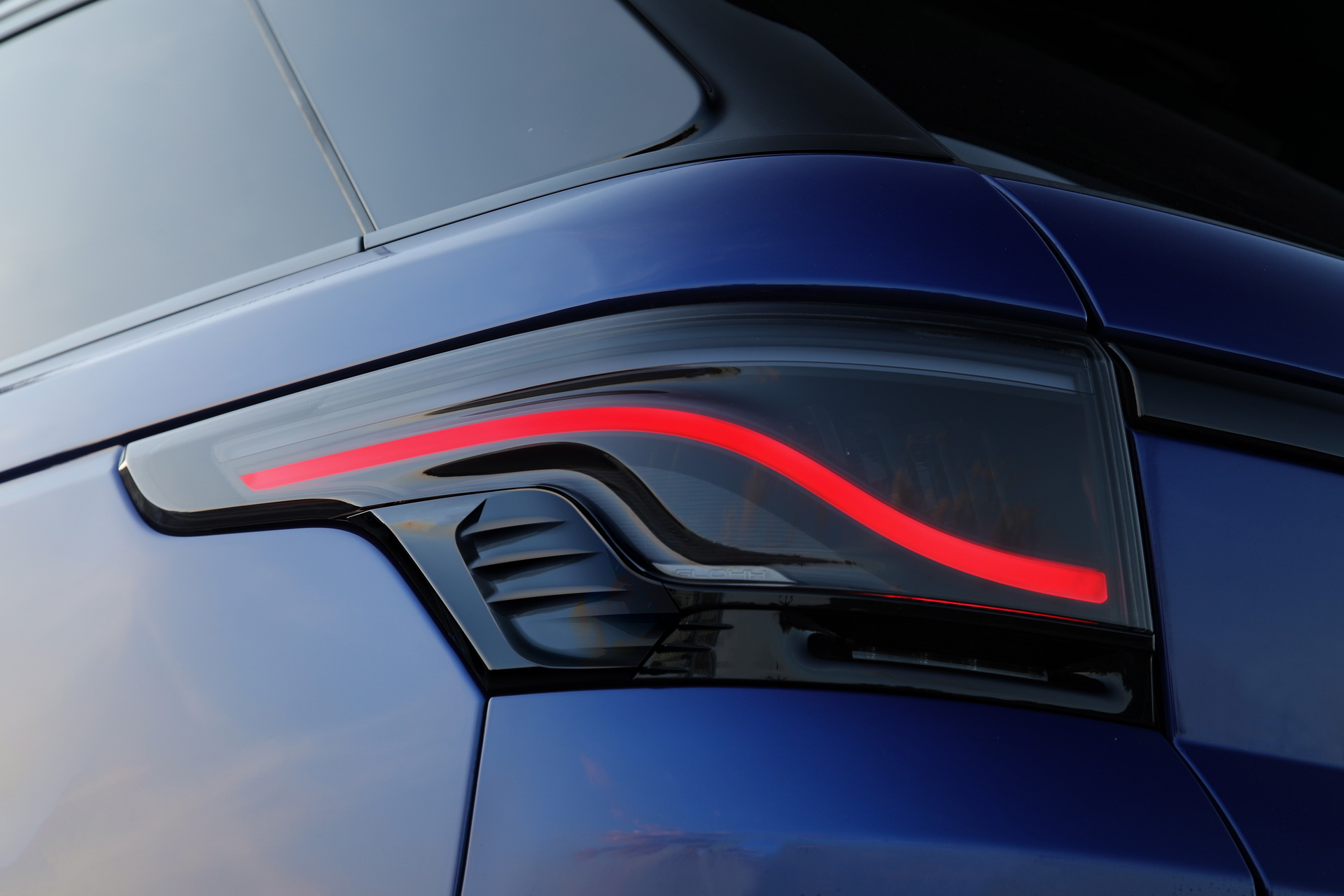 Would You Pay Nearly $1,500 For These Aftermarket Range Rover Sport Taillights?