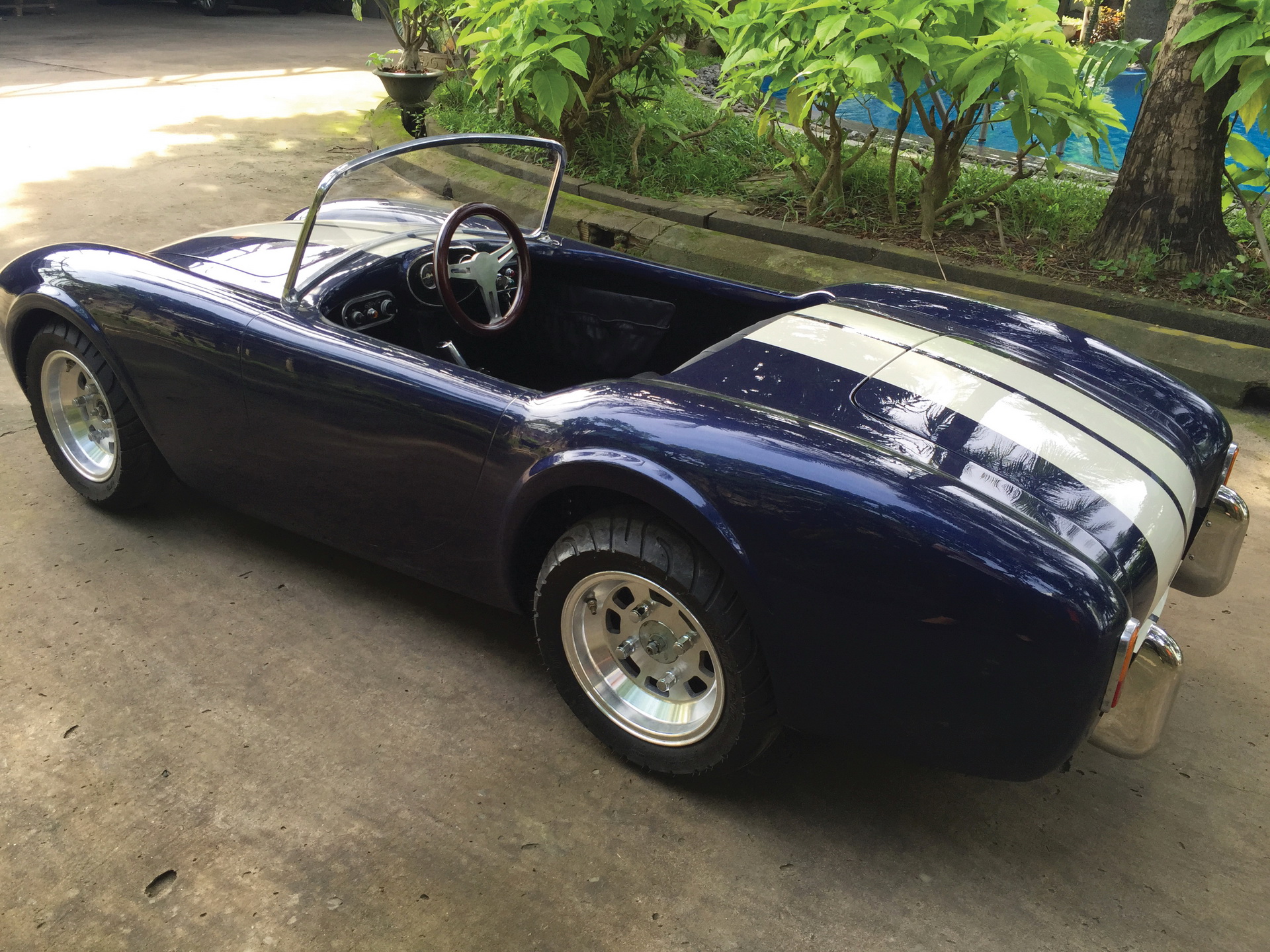 Shelby 289 Cobra Junior Is The Toy Car From Your Childhood Dreams