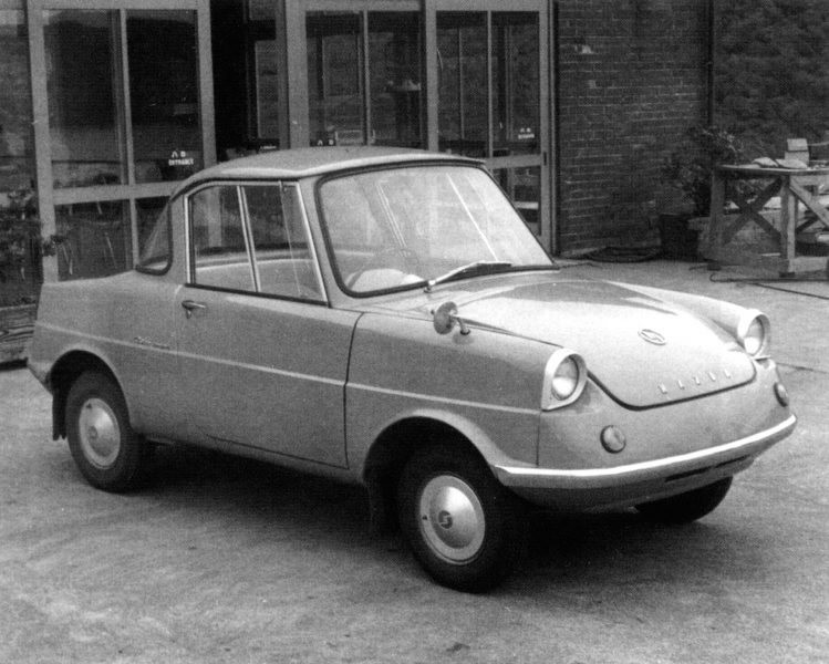 Flashback: The R360 Coupe Was Mazda’s First Car, A Four-Seater Weighing As Much As A Bike