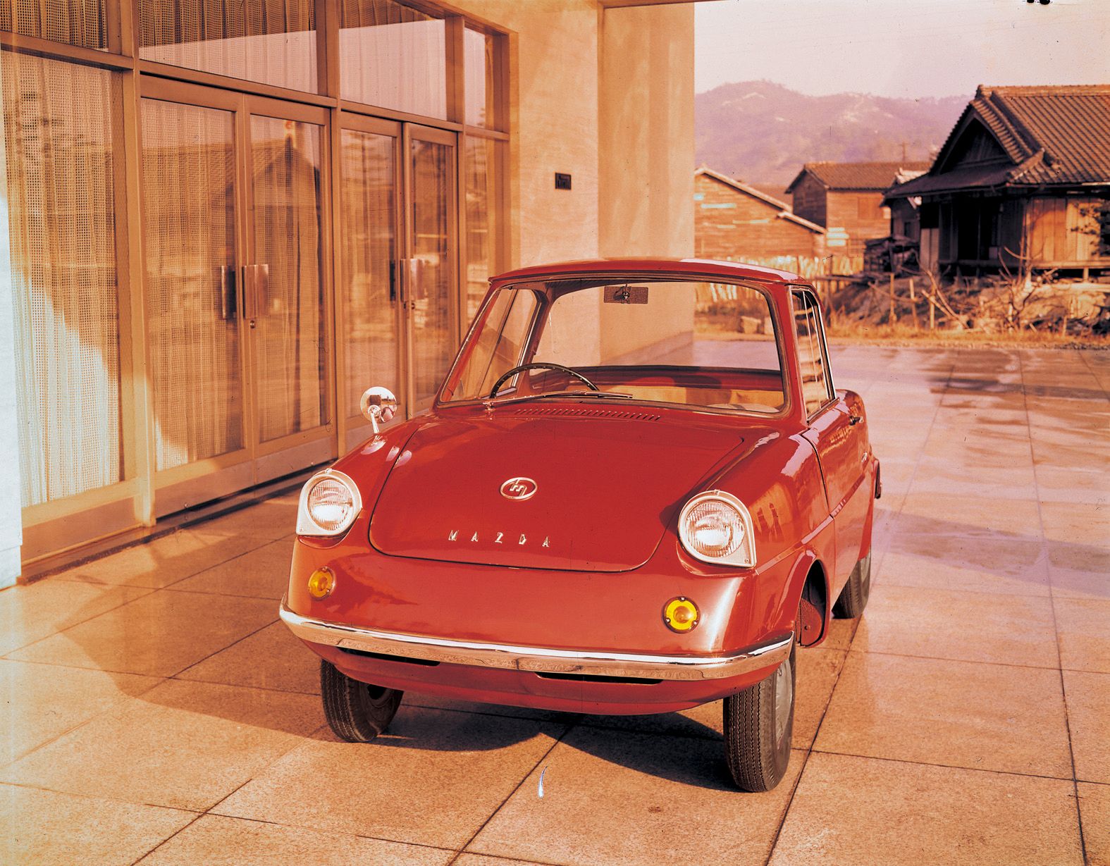 Flashback: The R360 Coupe Was Mazda’s First Car, A Four-Seater Weighing As Much As A Bike