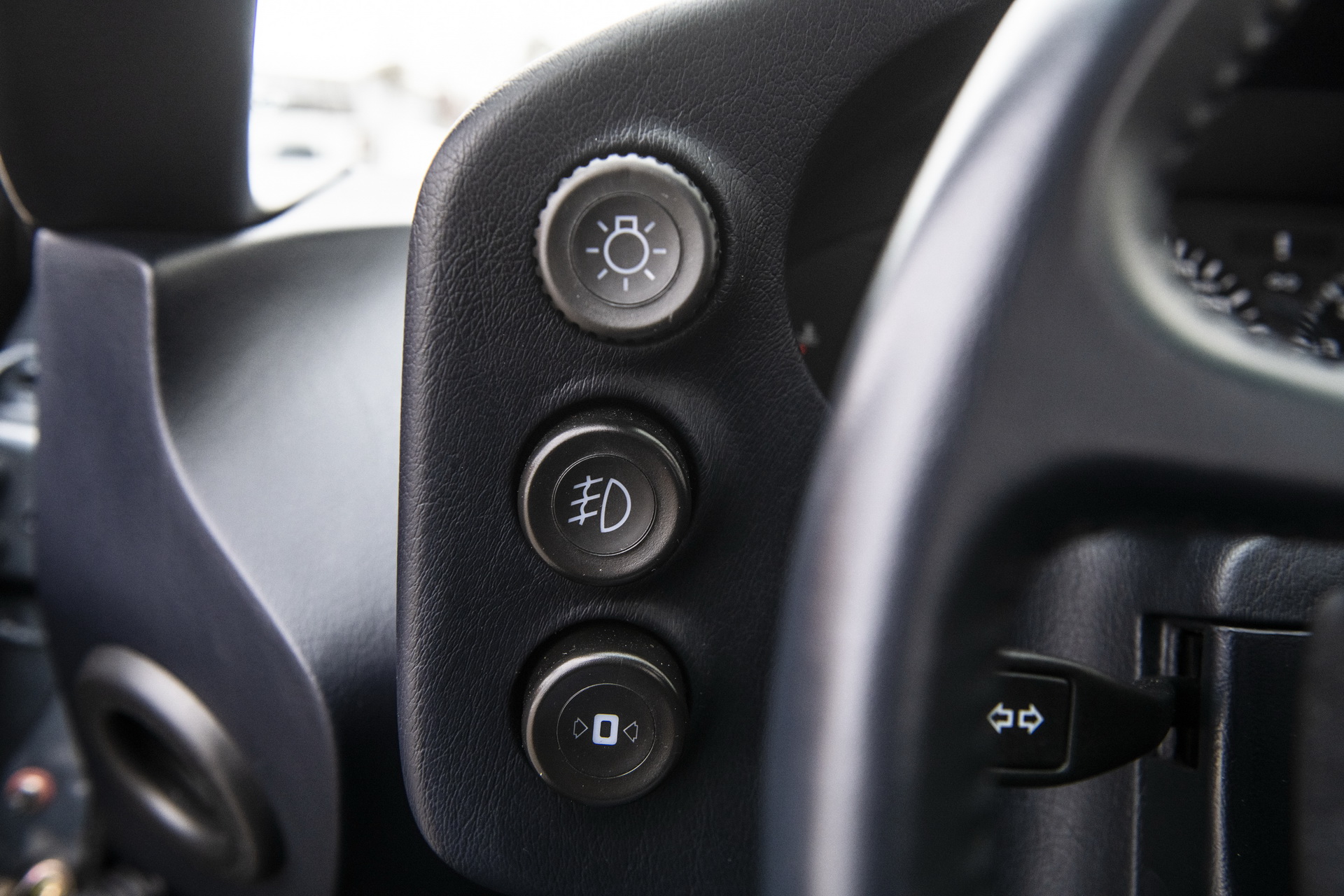 Good As New: Canadian 1988 Porsche 928 S4 Has Only 4,400 Miles