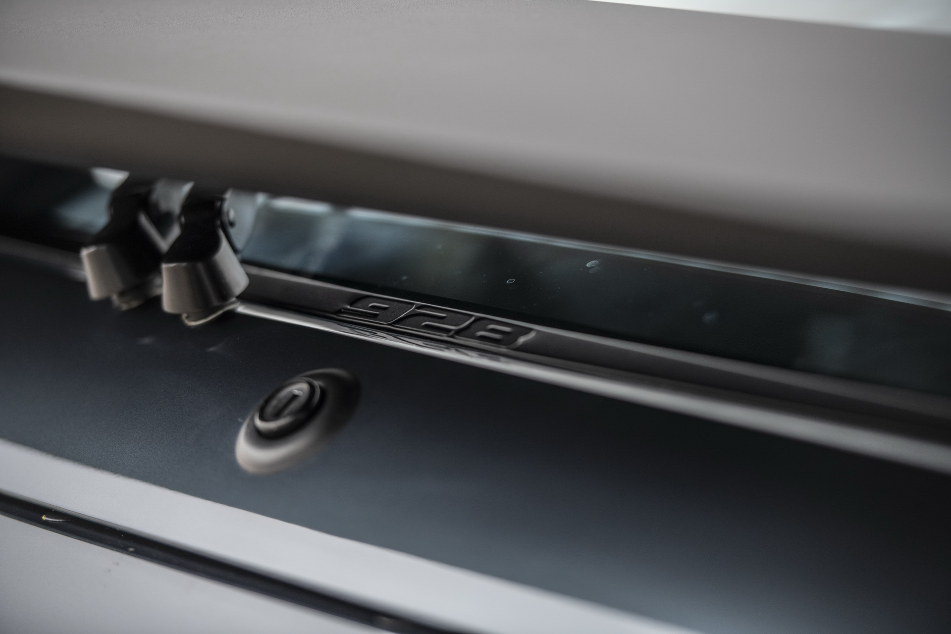 Good As New: Canadian 1988 Porsche 928 S4 Has Only 4,400 Miles