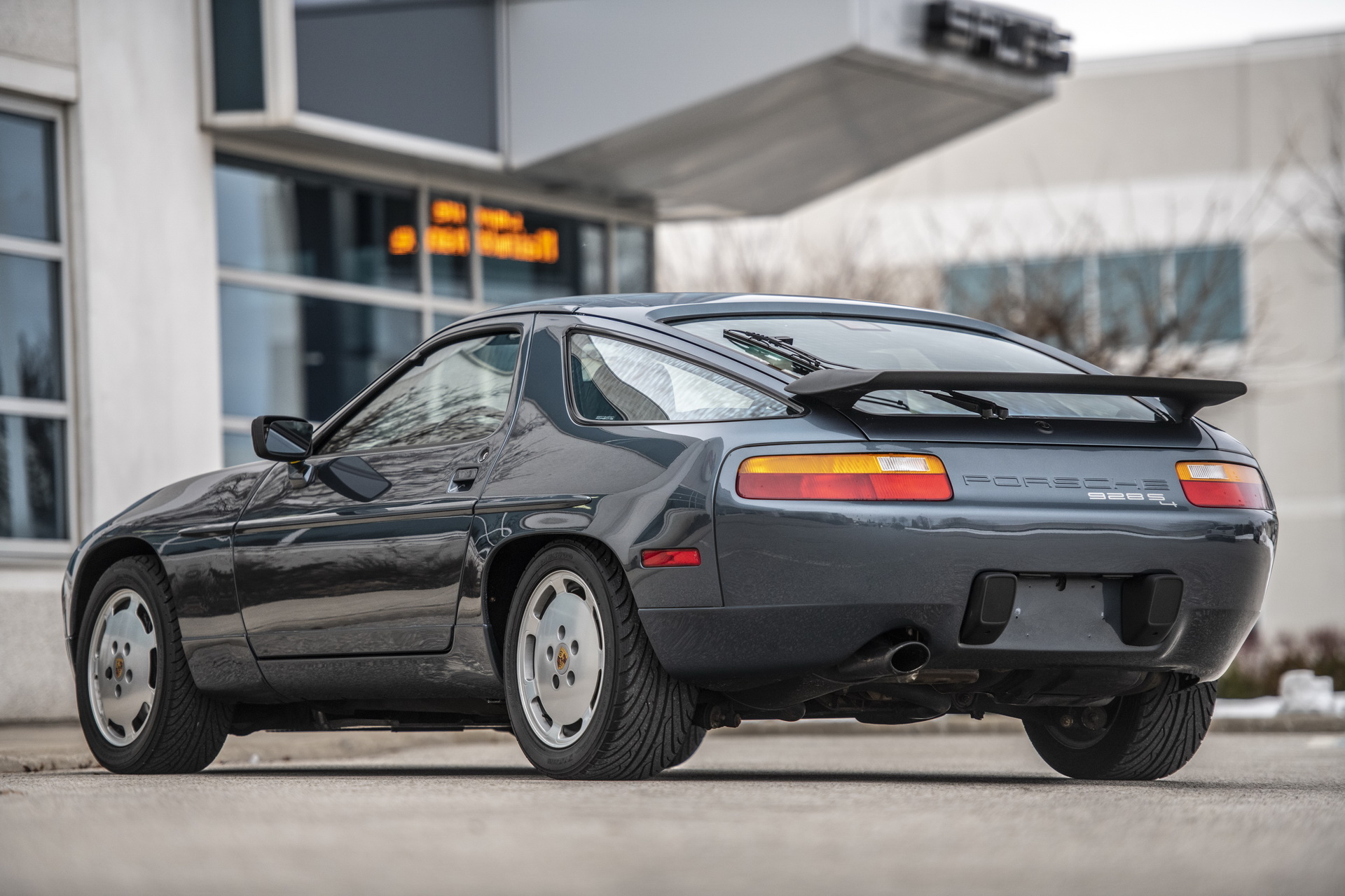 Good As New: Canadian 1988 Porsche 928 S4 Has Only 4,400 Miles
