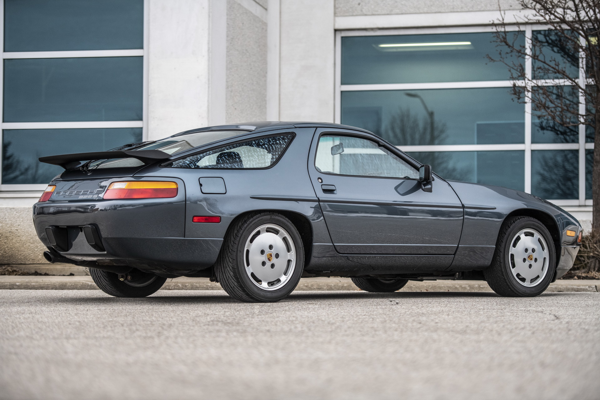 Good As New: Canadian 1988 Porsche 928 S4 Has Only 4,400 Miles