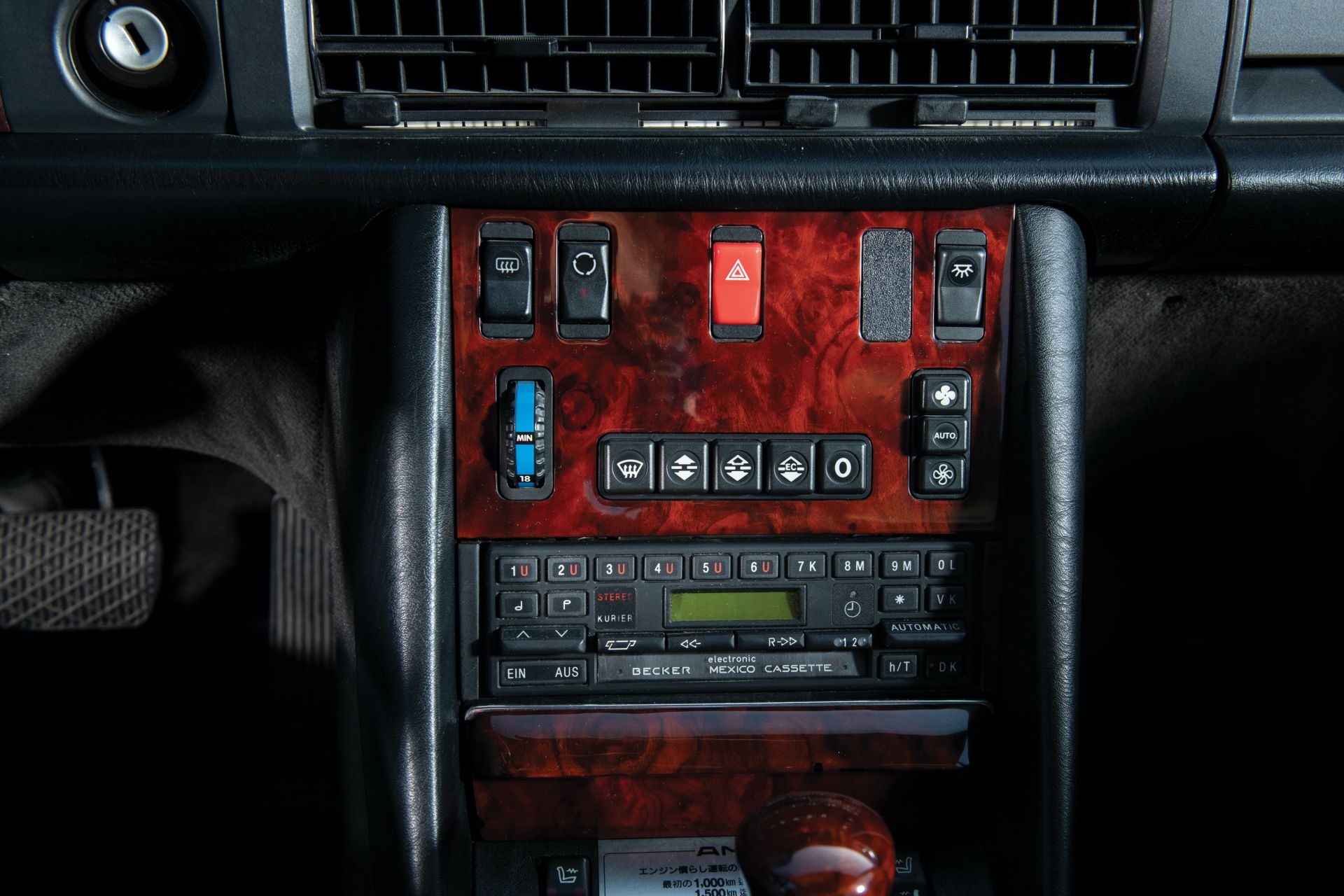 1989 Mercedes-Benz 560 SEL 6.0 AMG With Hammer V8 Will Never Go Out Of Style