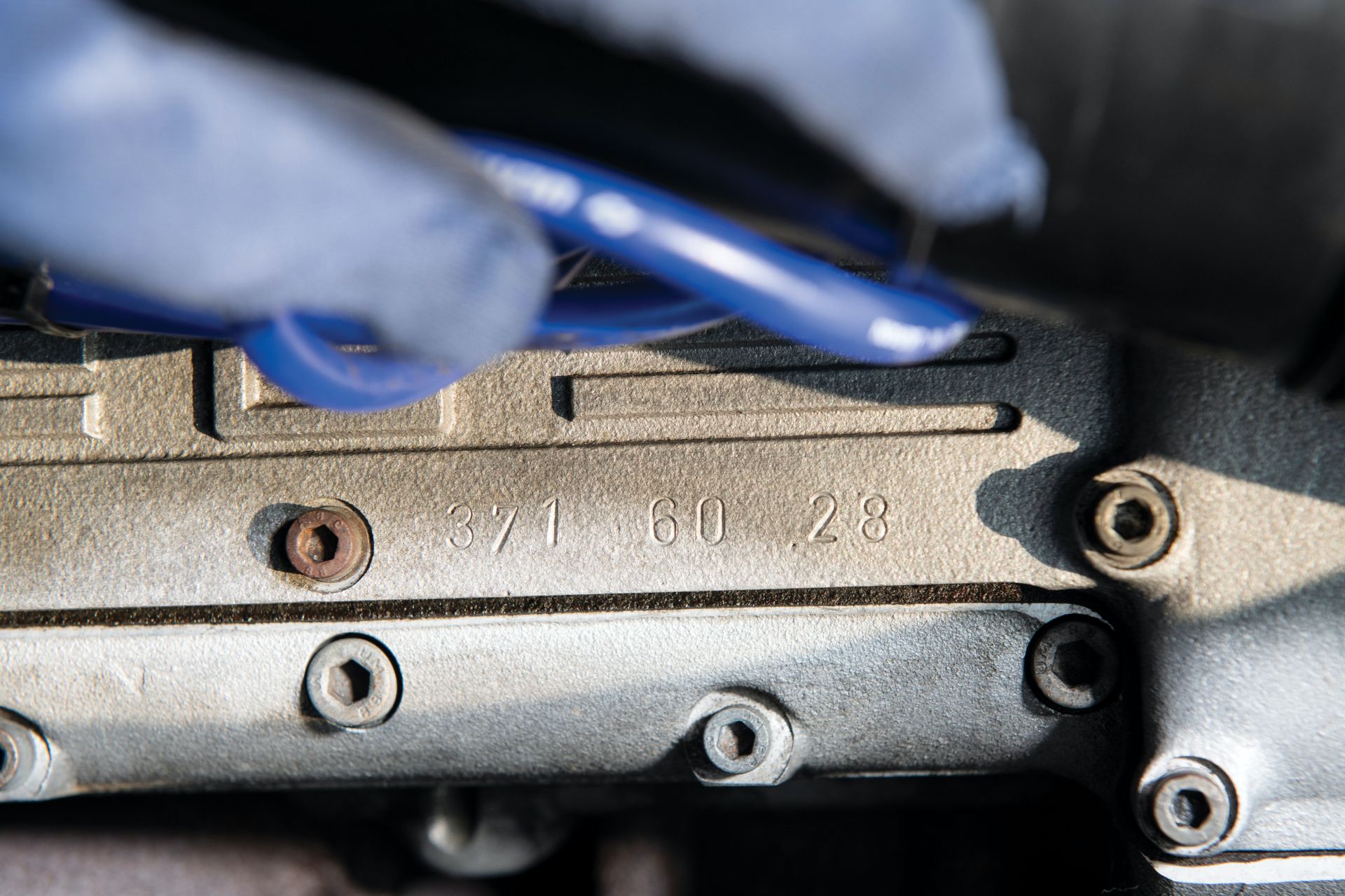 1989 Mercedes-Benz 560 SEL 6.0 AMG With Hammer V8 Will Never Go Out Of Style