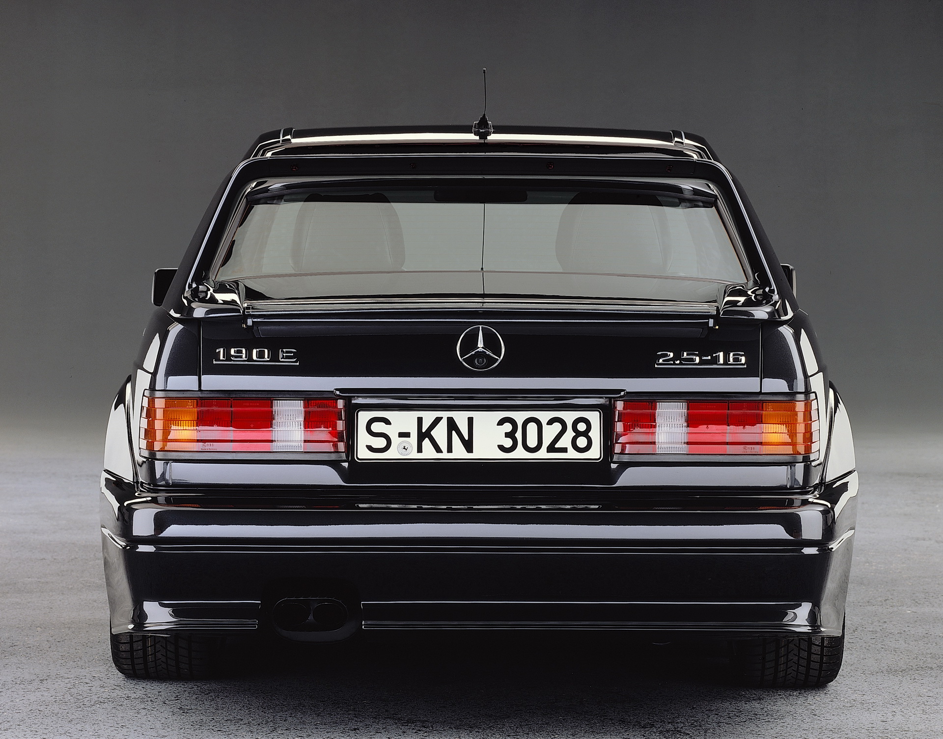Mercedes-Benz 190E 2.5-16 Evo II Turns 30: Happy Birthday, You Classic Monster!