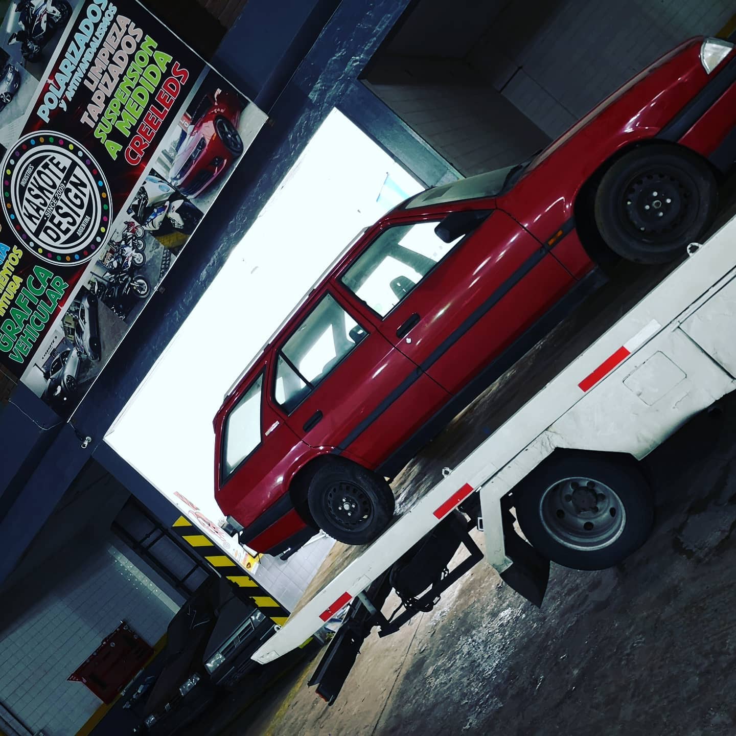 Brand New 1990s Alfa Romeo, Fiat And Peugeot Cars Unearthed From Abandoned Dealership