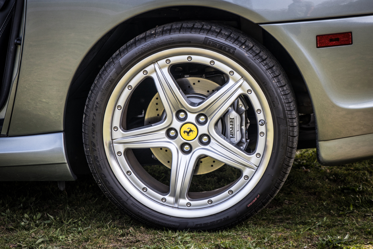 This 6k-Mile 2005 Ferrari 575 Superamerica Is A Super Class Act