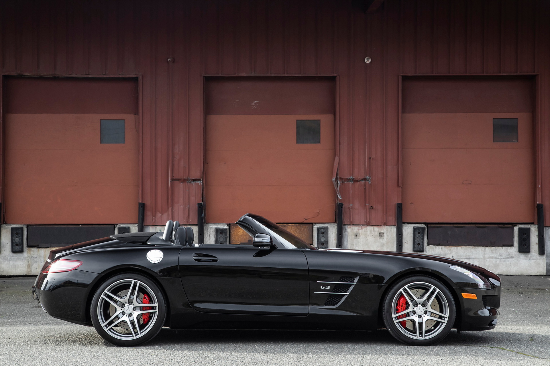 7K-Mile Mercedes SLS AMG Roadster Is The Perfect Trophy Car