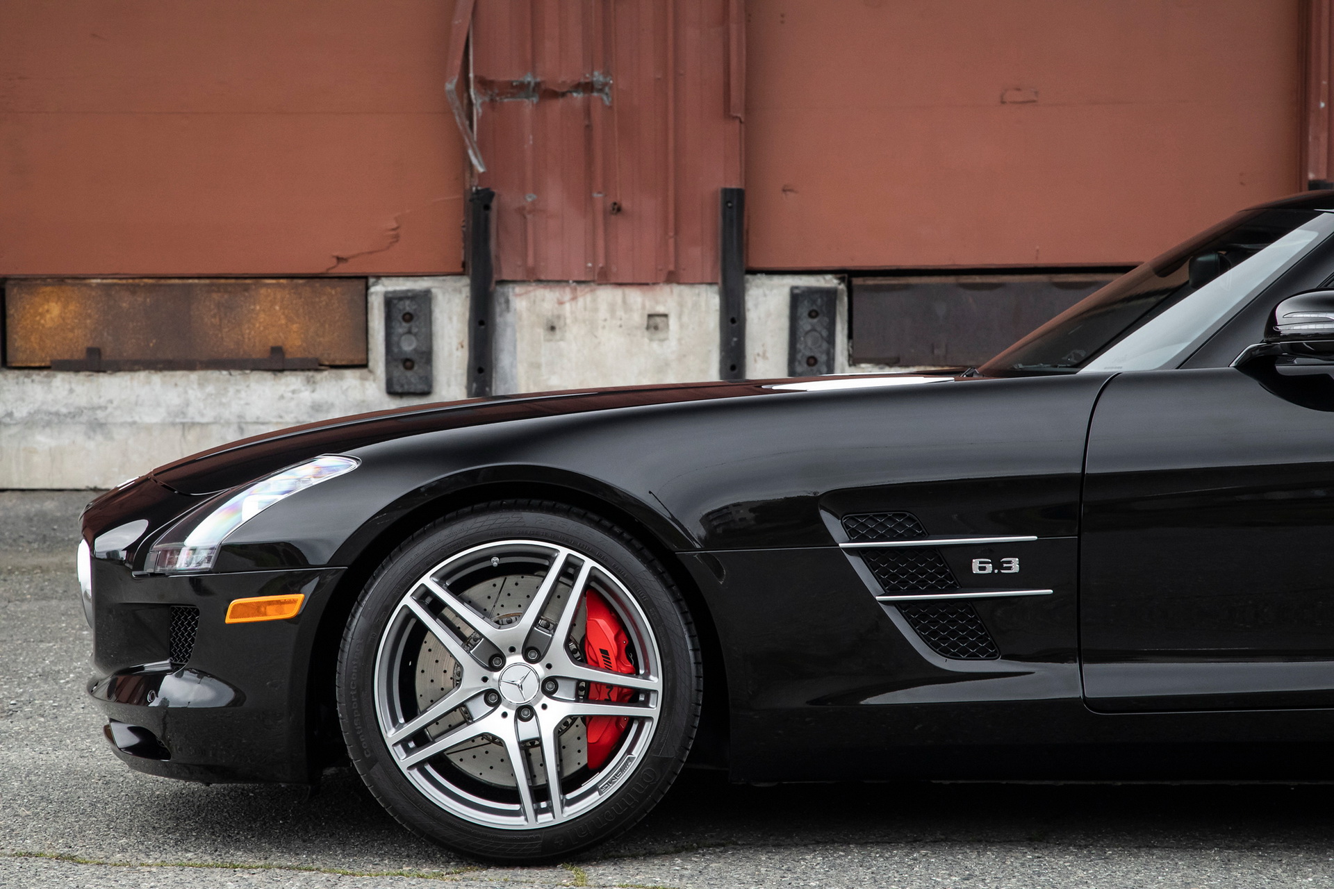 7K-Mile Mercedes SLS AMG Roadster Is The Perfect Trophy Car