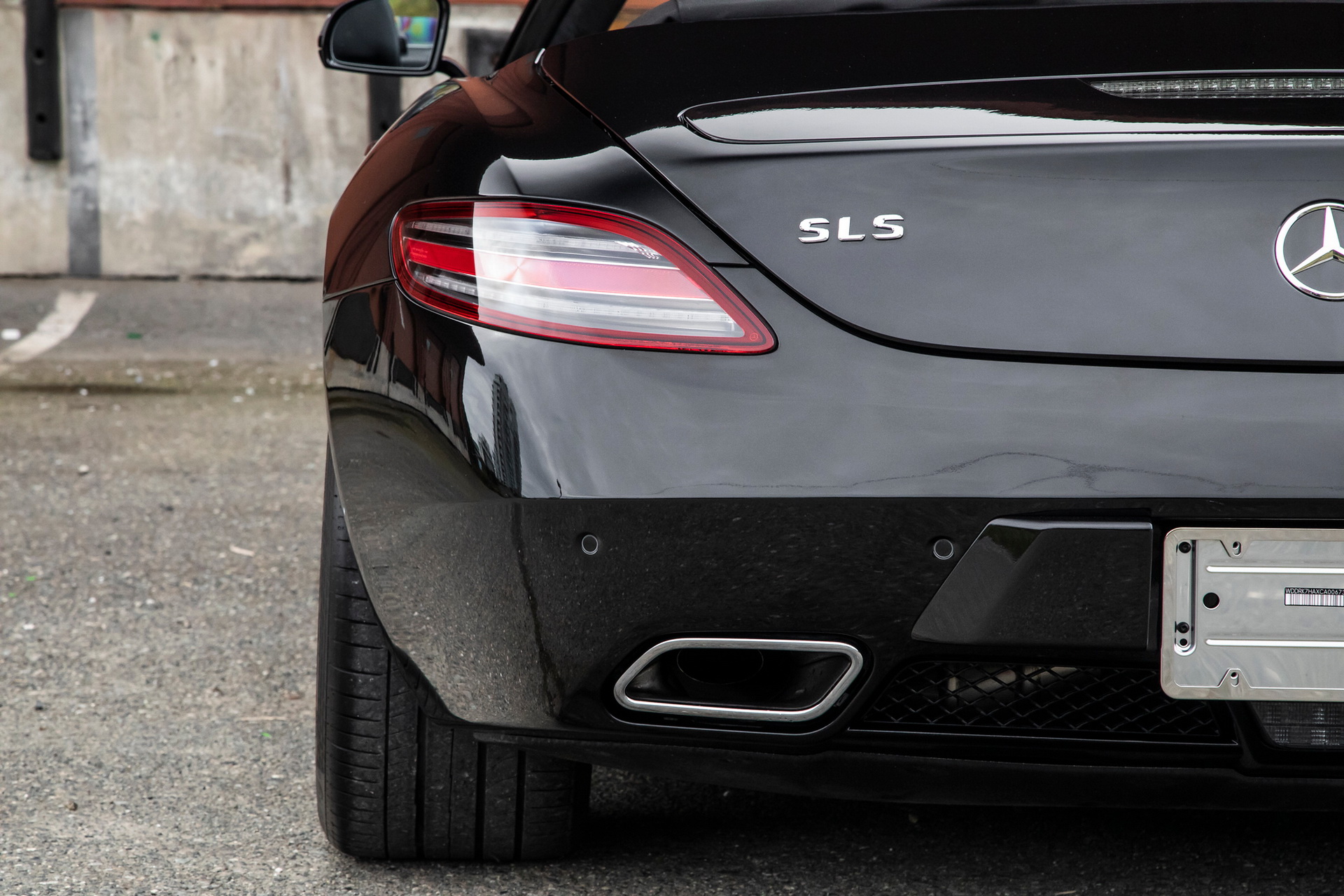 7K-Mile Mercedes SLS AMG Roadster Is The Perfect Trophy Car