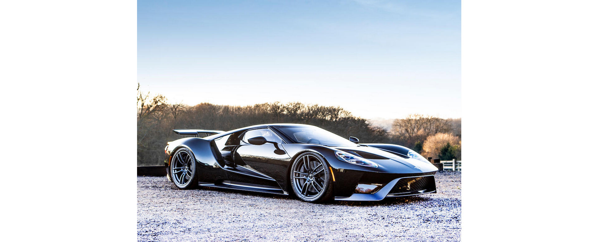 Gorgeous 2018 Ford GT May Sell For Over $1 Million In England