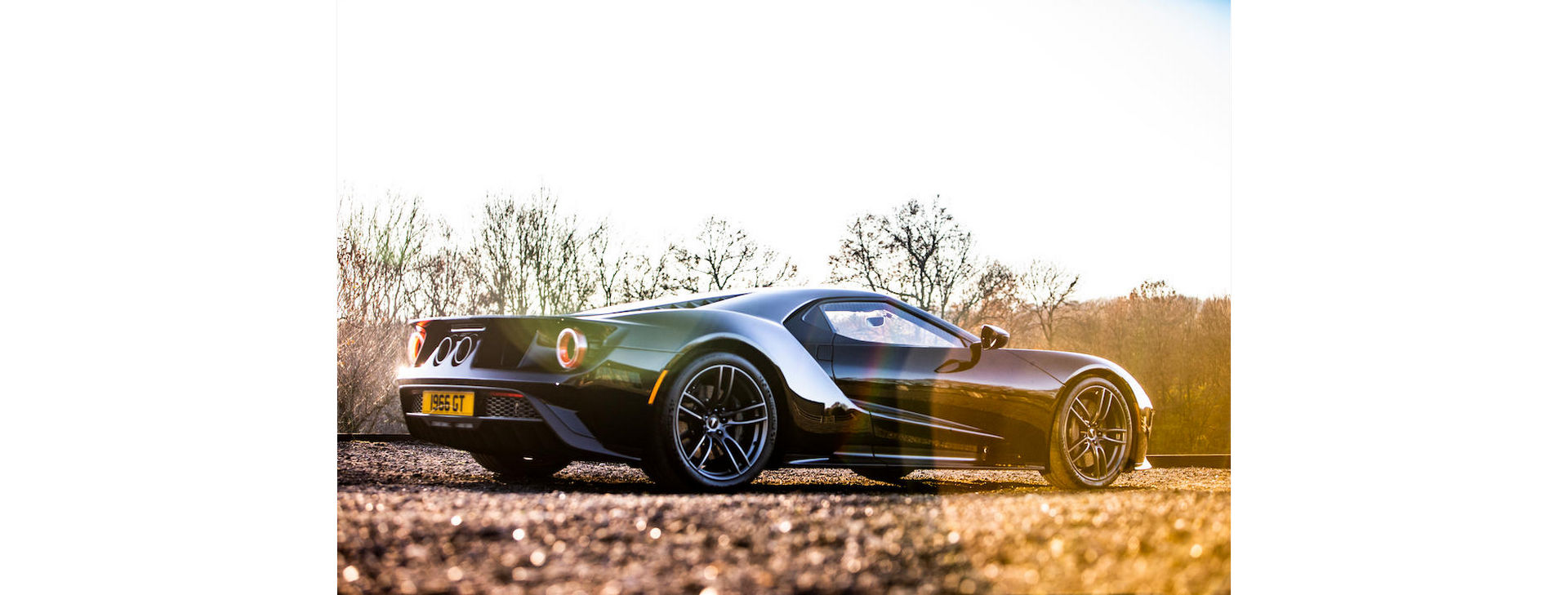 Gorgeous 2018 Ford GT May Sell For Over $1 Million In England