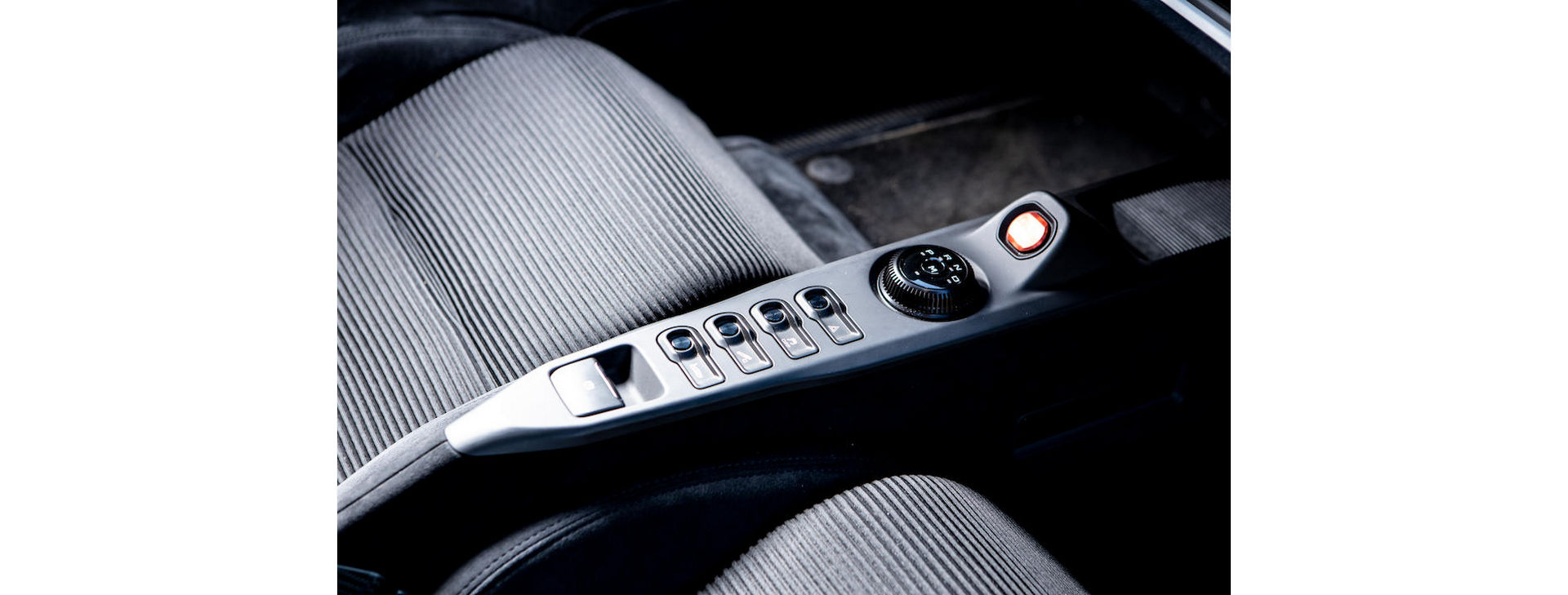 Gorgeous 2018 Ford GT May Sell For Over $1 Million In England