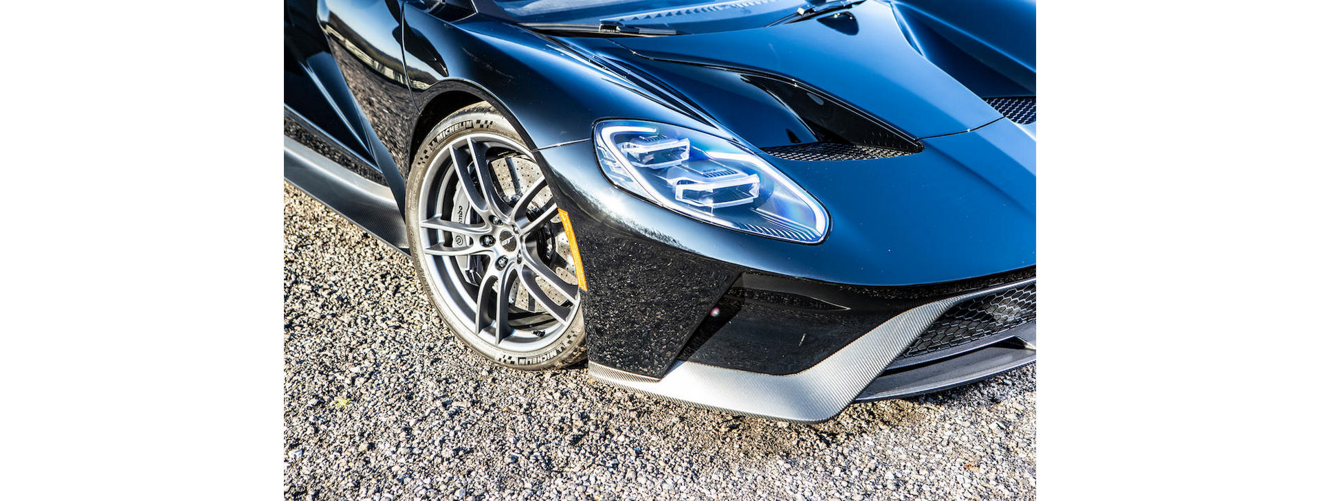 Gorgeous 2018 Ford GT May Sell For Over $1 Million In England