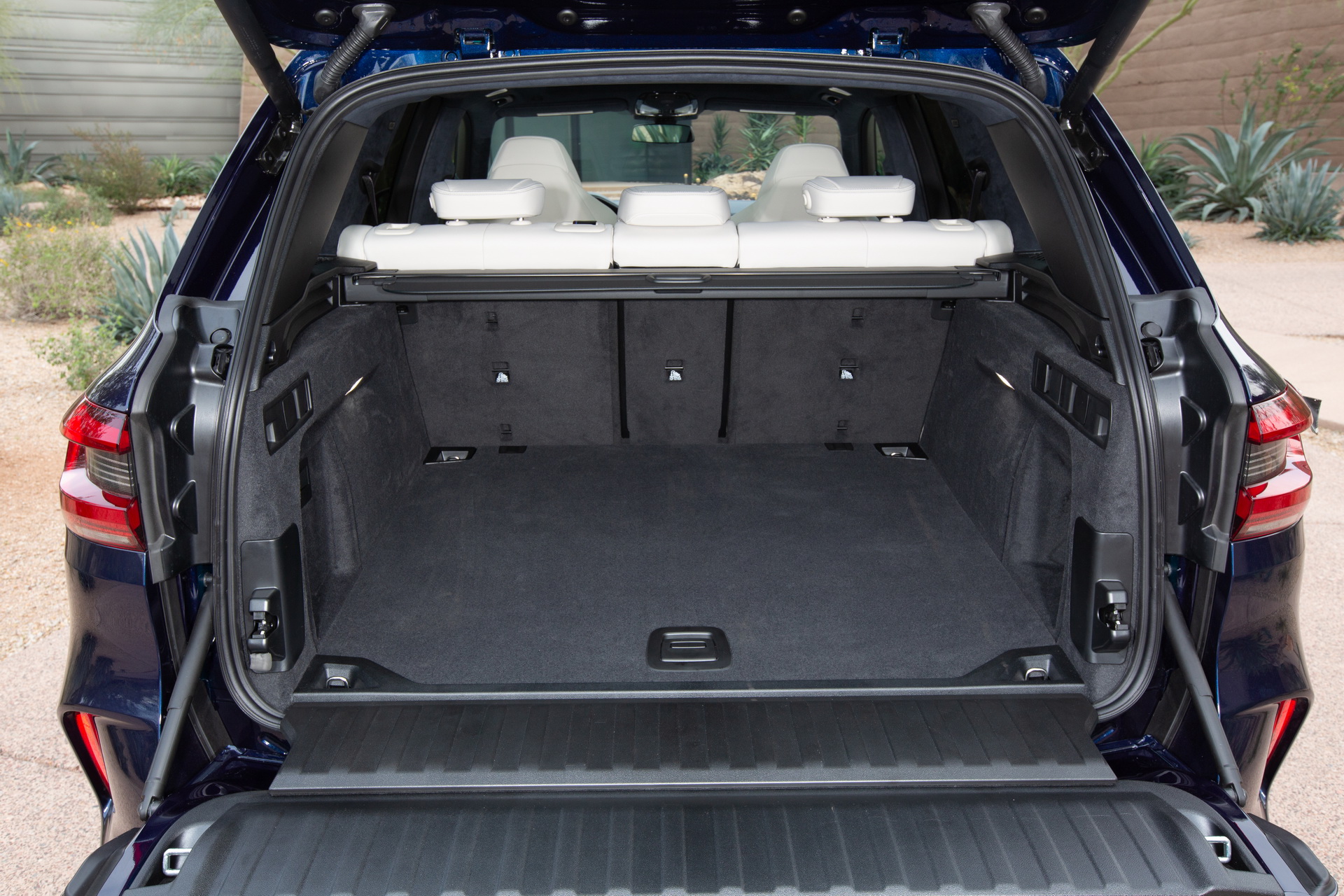 2020 BMW X5 M And X6 M Detailed In A Massive 400-Plus Image Gallery