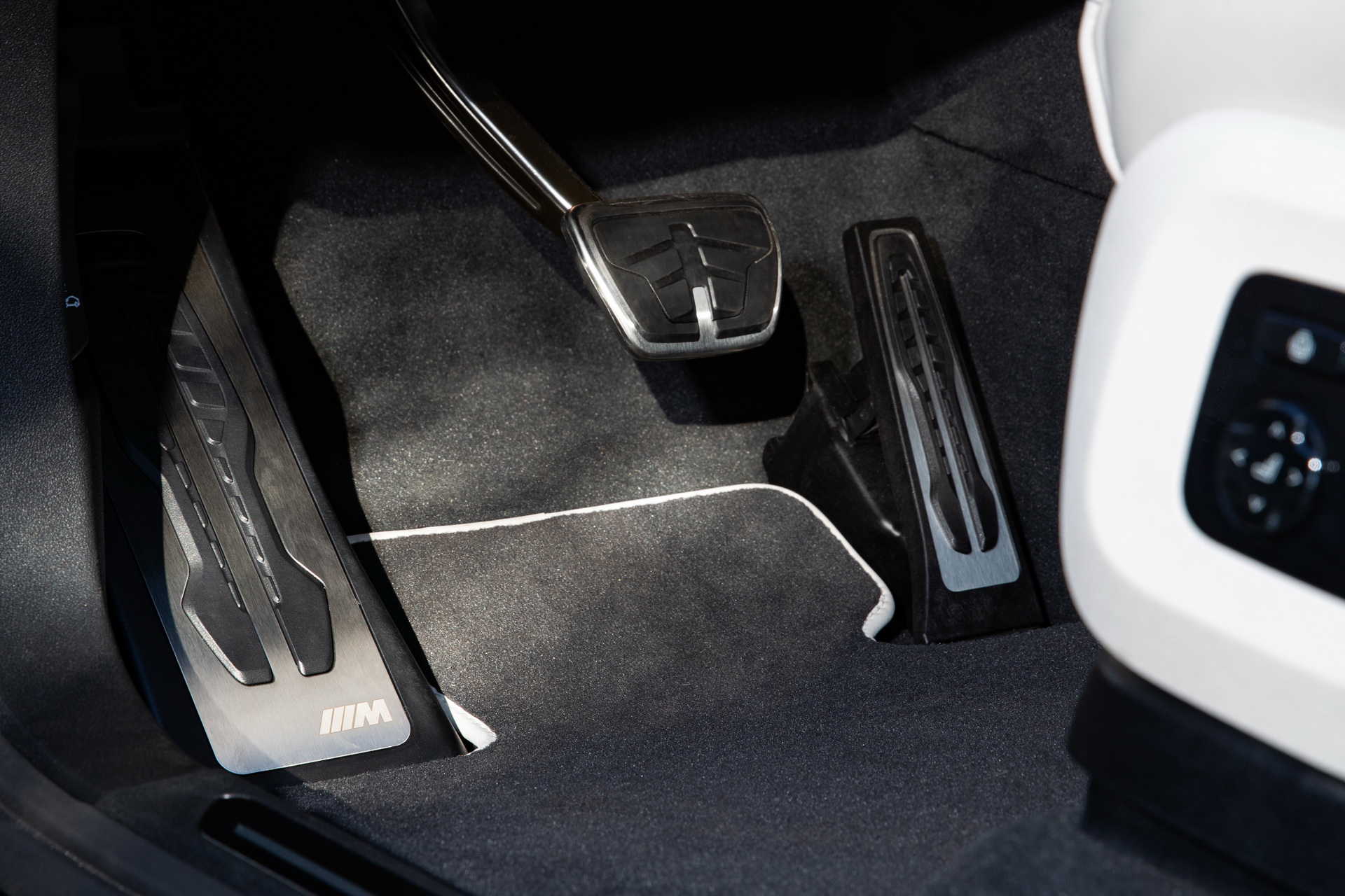 2020 BMW X5 M And X6 M Detailed In A Massive 400-Plus Image Gallery