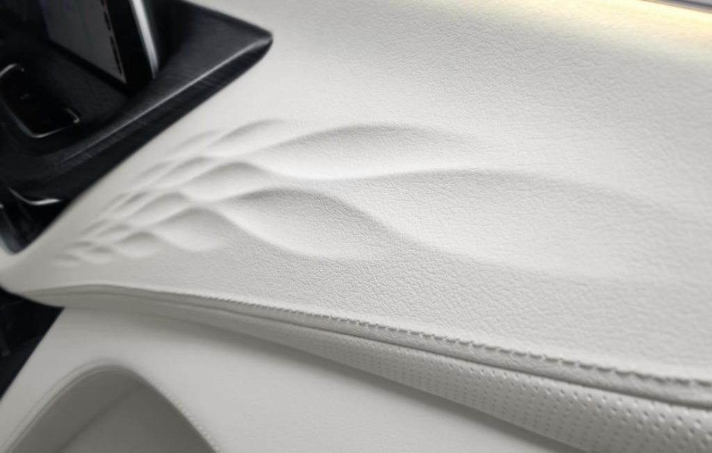 Facelifted Buick GL8 Avenir Luxury Minivan Debuts In China With Throne-Like Rear Seats