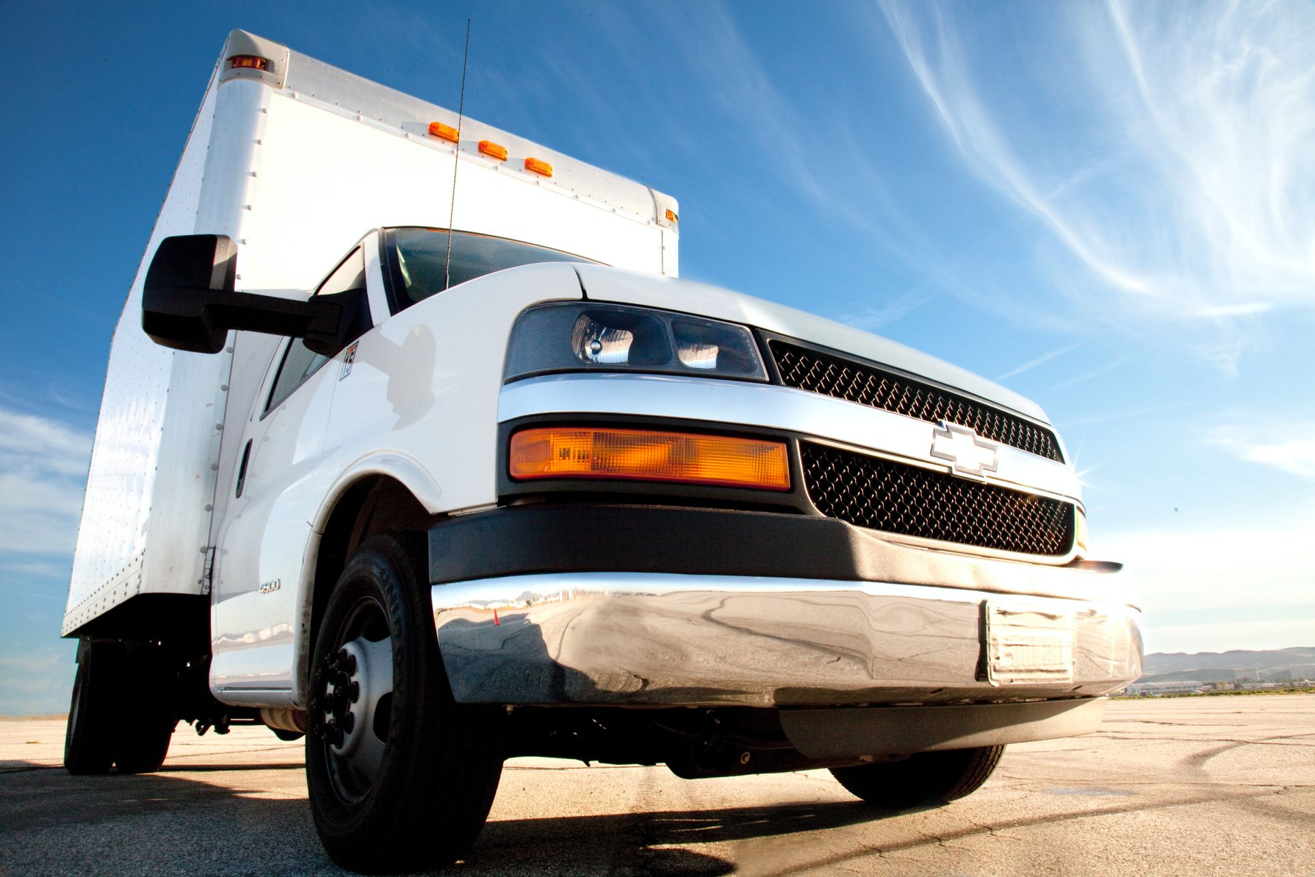25-Year-Old Chevrolet Express Refuses To Die, Gains 401 HP 6.6L V8 For 2021
