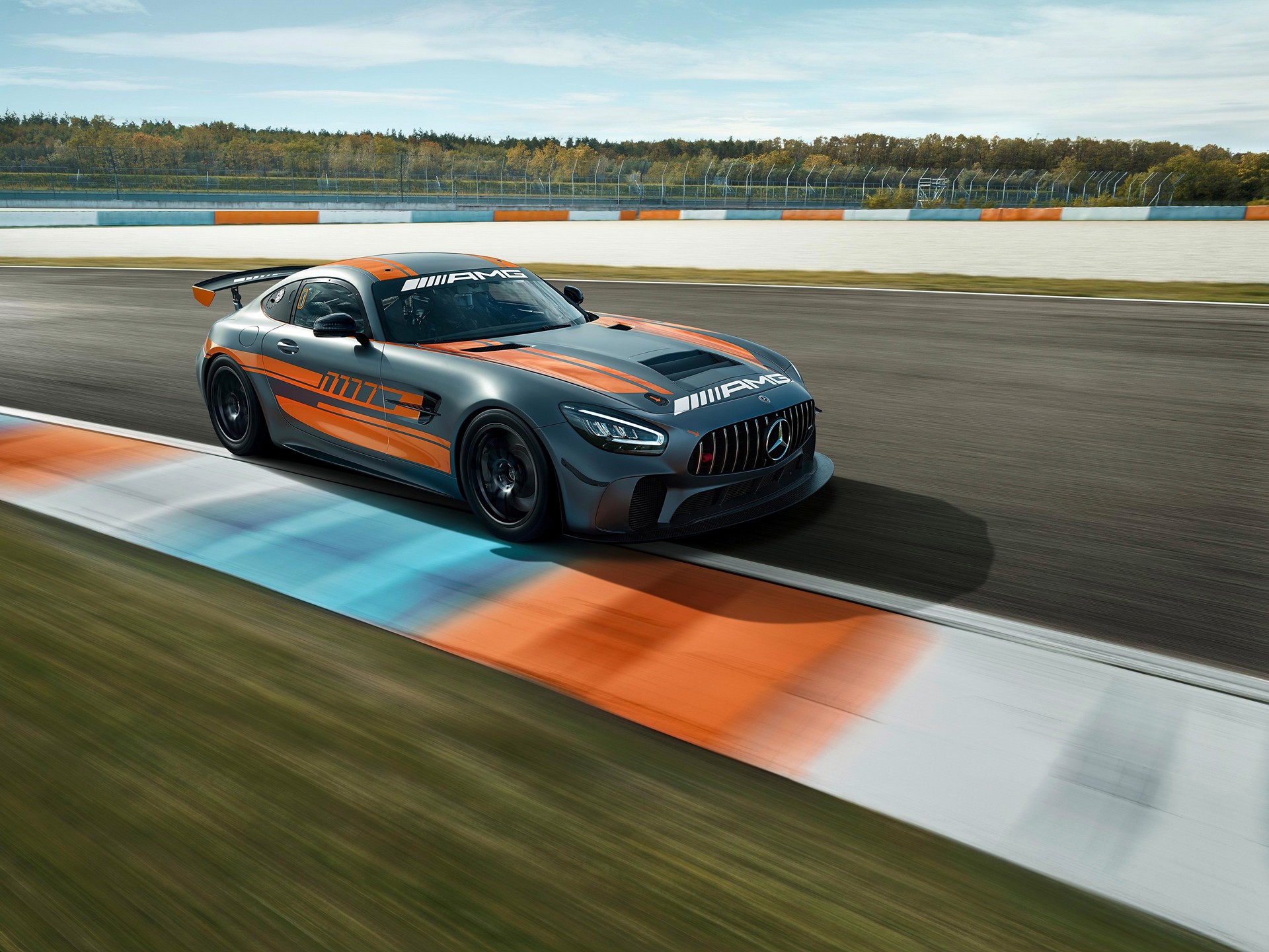 2020 Mercedes-AMG GT4 Arrives With Updated Looks And New Performance Improvements