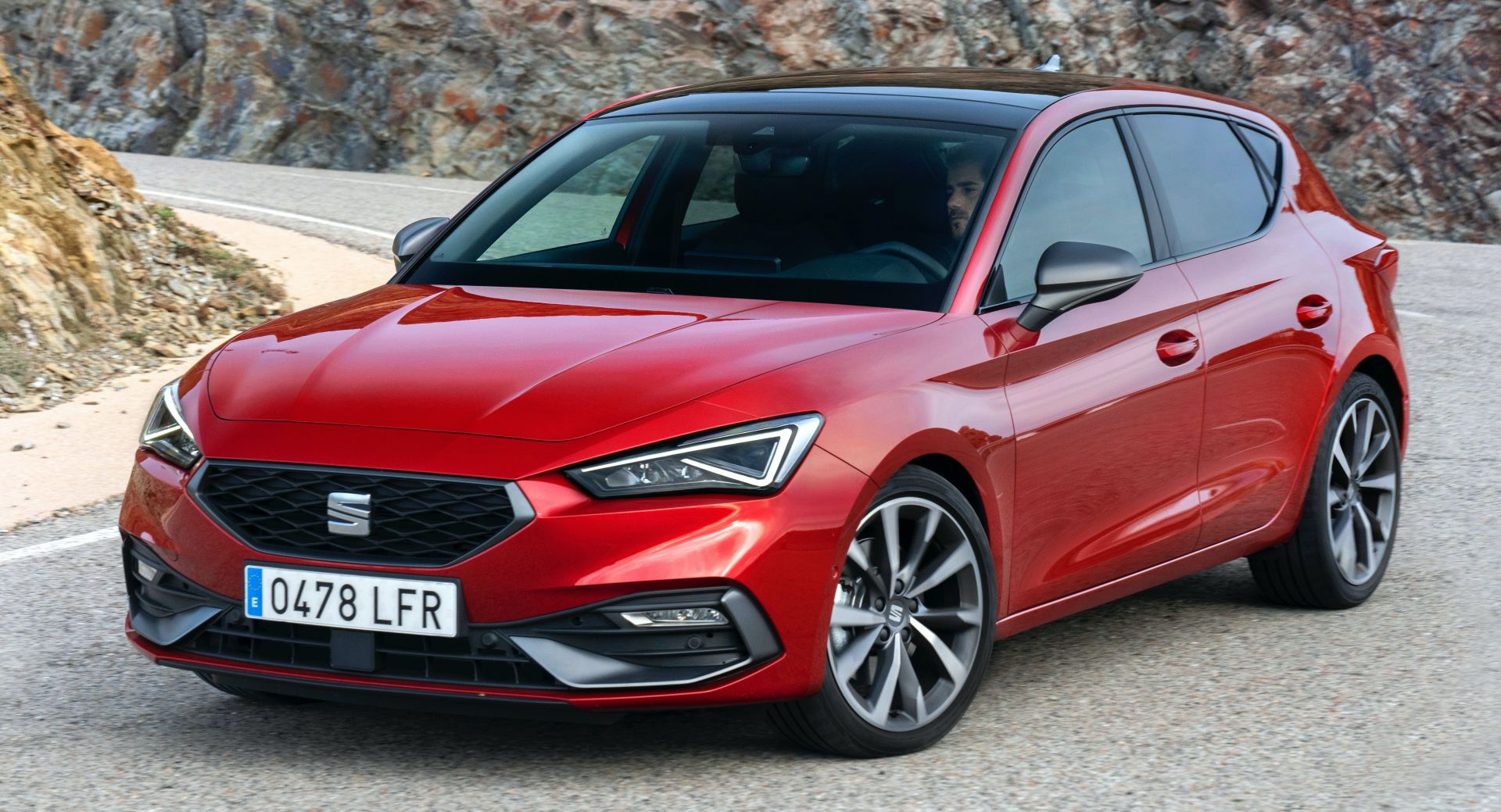 2020 SEAT Leon Detailed In 140 Photos, Offers The Most Diverse Lineup Ever