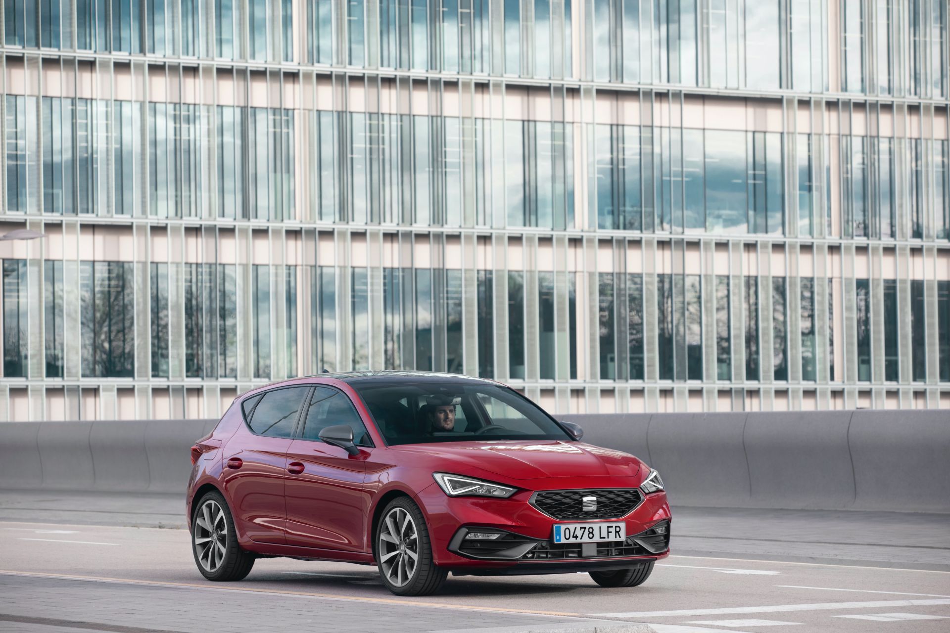 2020 SEAT Leon Detailed In 140 Photos, Offers The Most Diverse Lineup Ever