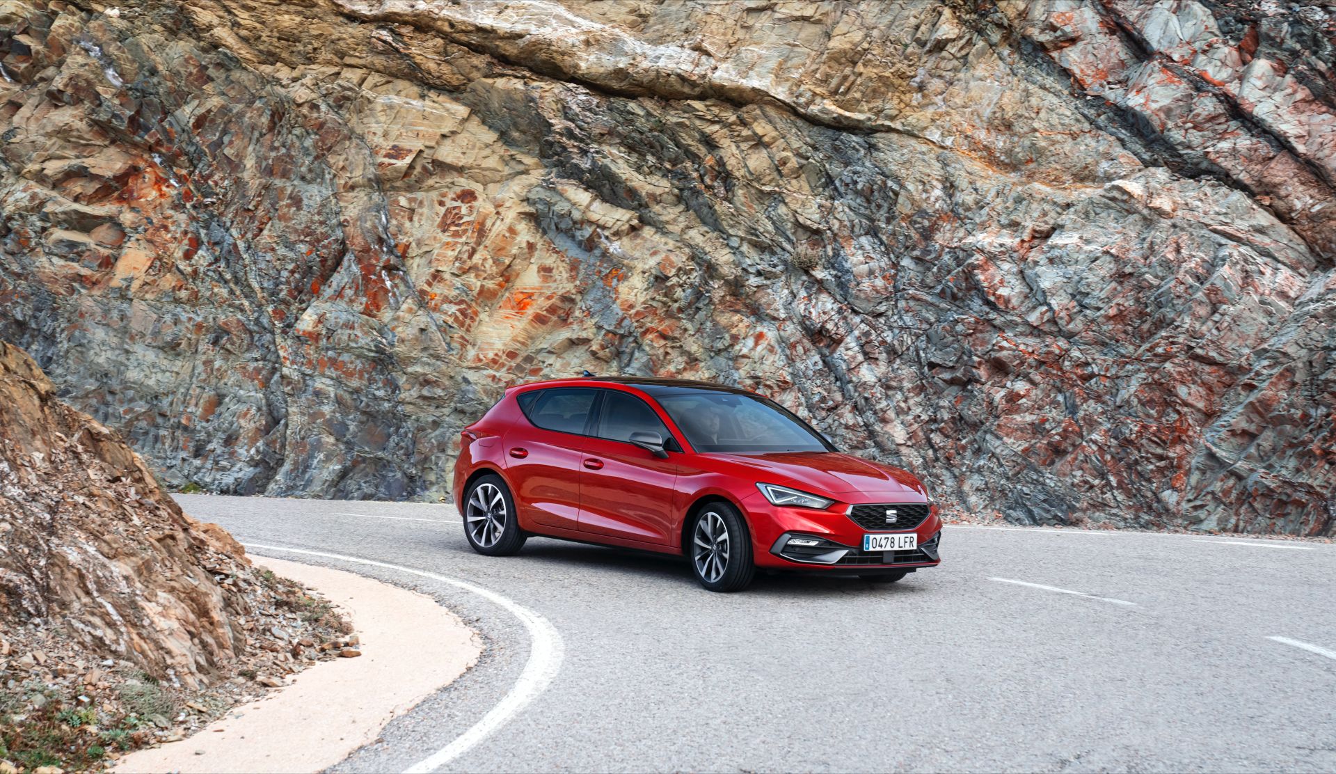 2020 SEAT Leon Detailed In 140 Photos, Offers The Most Diverse Lineup Ever