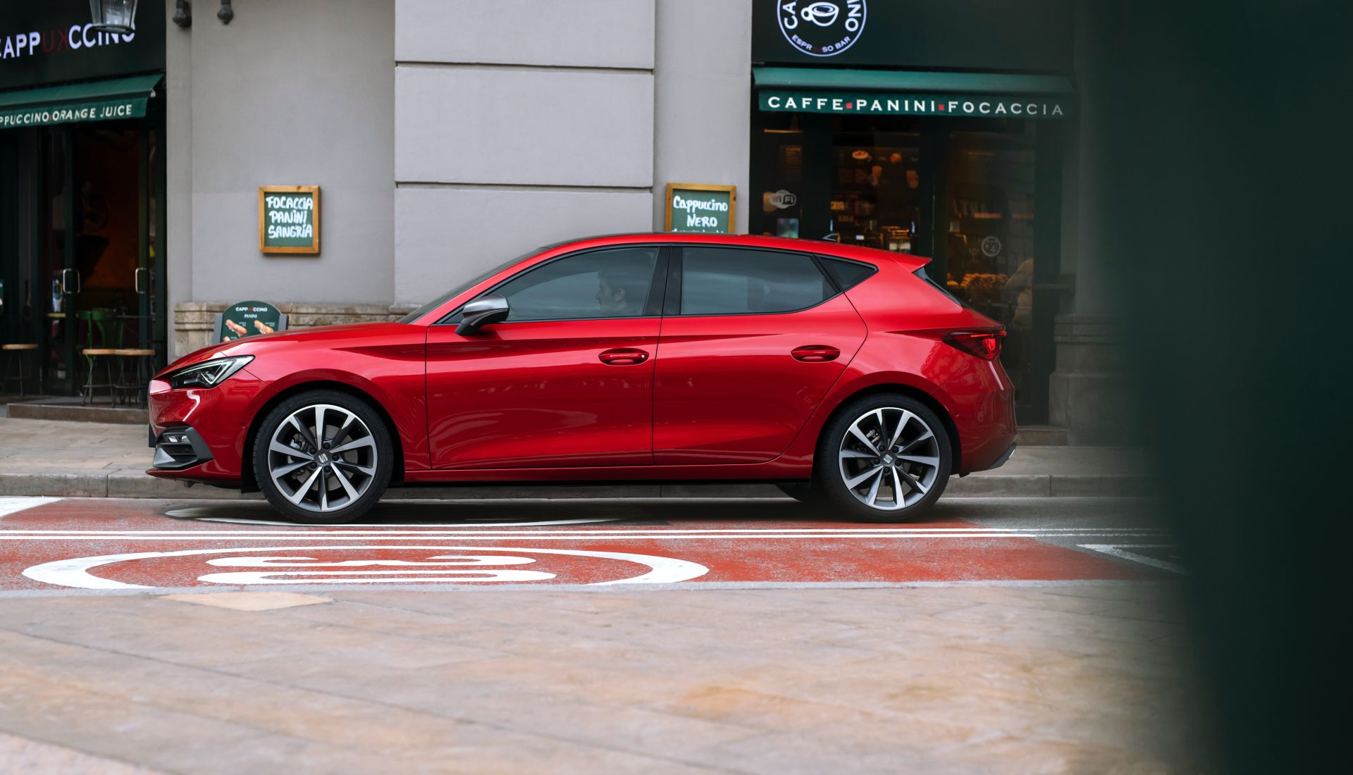 2020 SEAT Leon Detailed In 140 Photos, Offers The Most Diverse Lineup Ever
