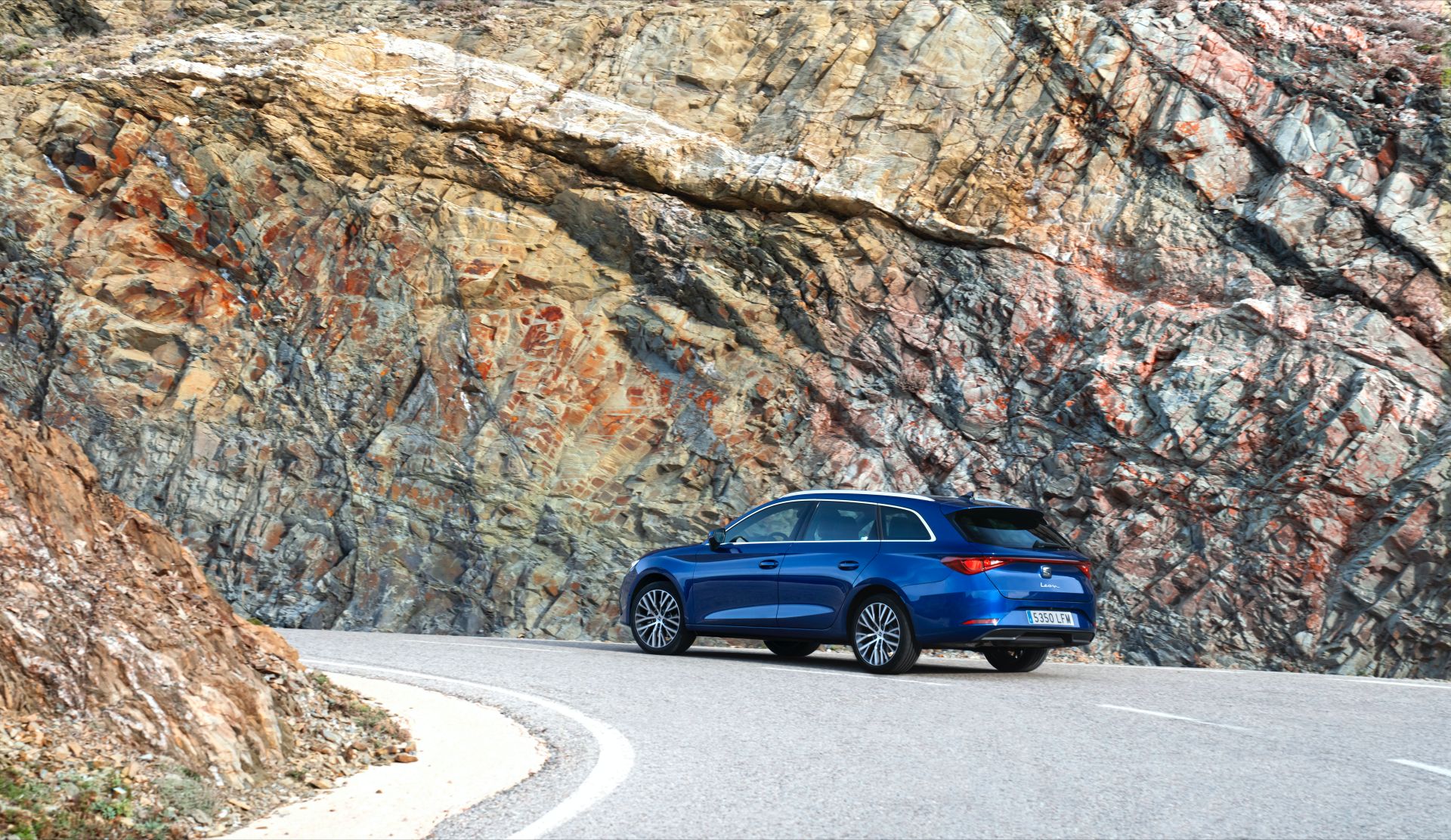 2020 SEAT Leon Detailed In 140 Photos, Offers The Most Diverse Lineup Ever