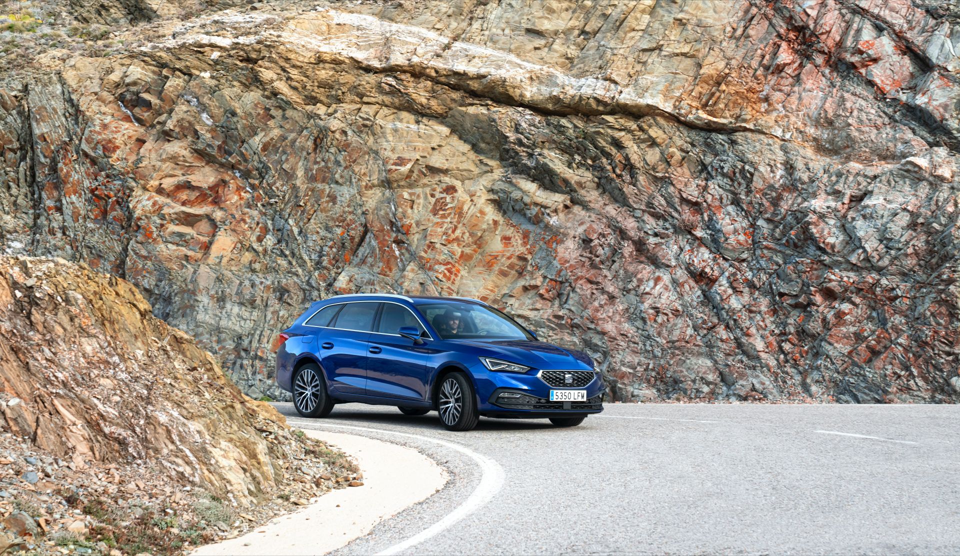 2020 SEAT Leon Detailed In 140 Photos, Offers The Most Diverse Lineup Ever