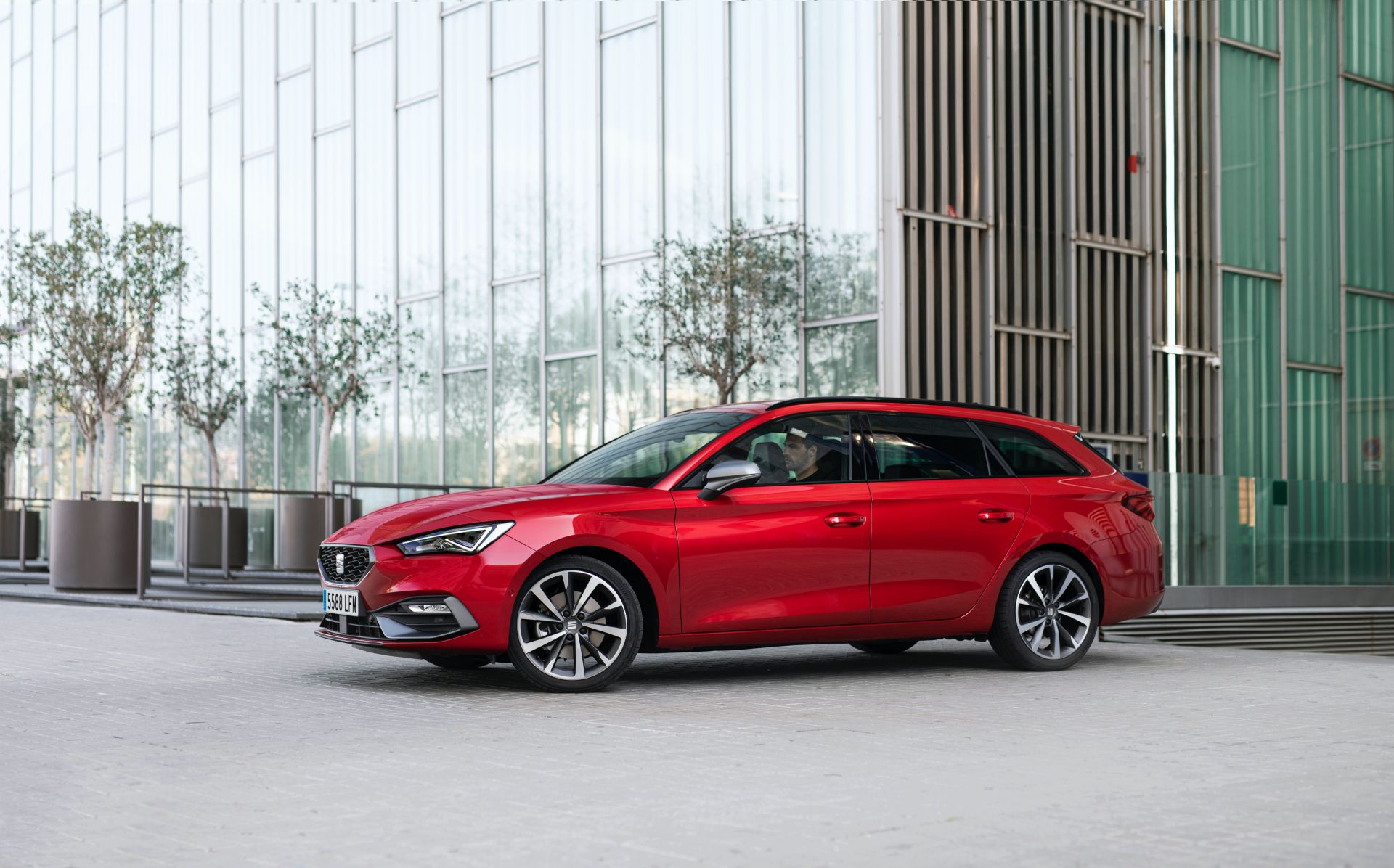2020 SEAT Leon Detailed In 140 Photos, Offers The Most Diverse Lineup Ever