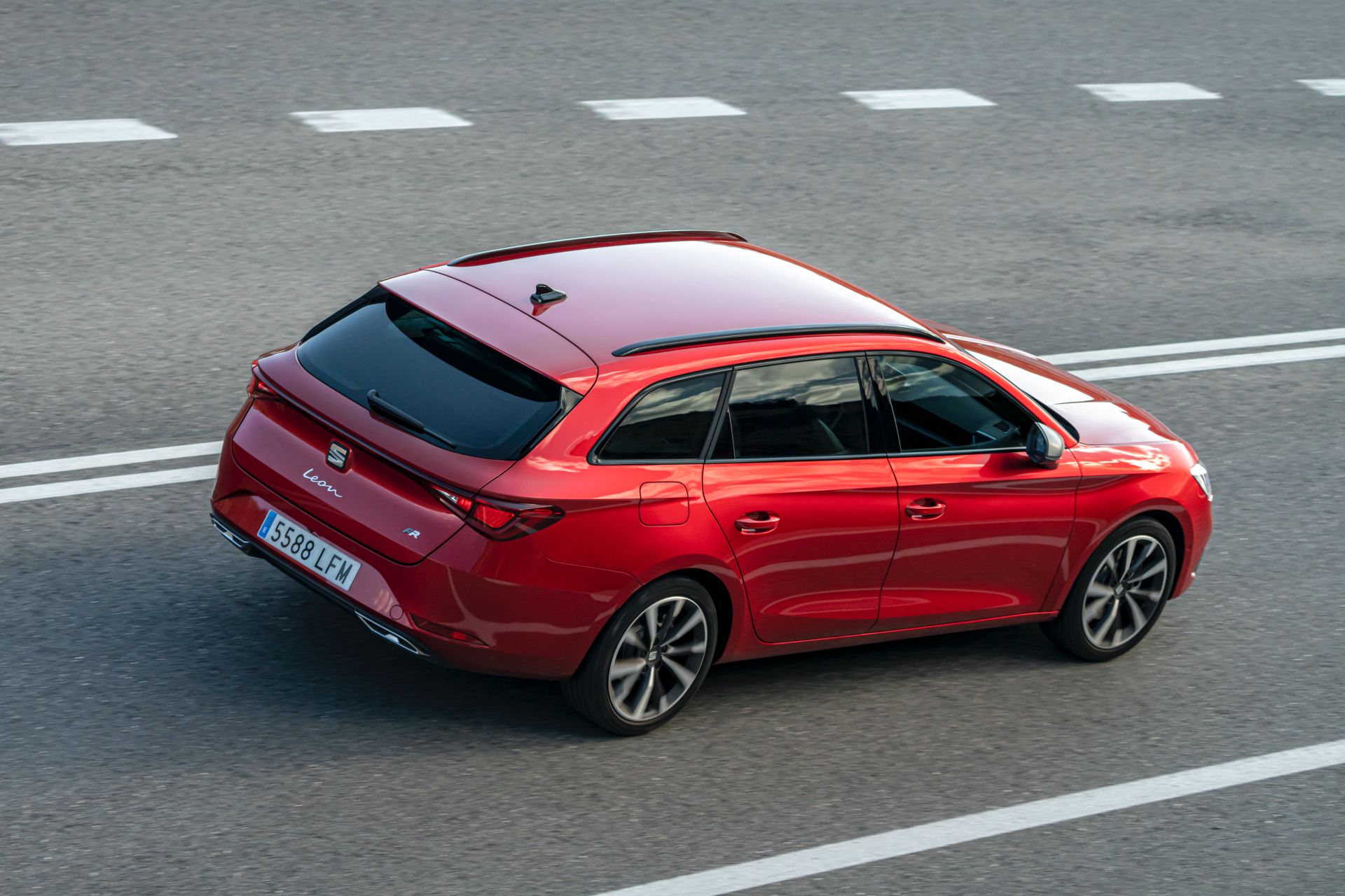 2020 SEAT Leon Detailed In 140 Photos, Offers The Most Diverse Lineup Ever