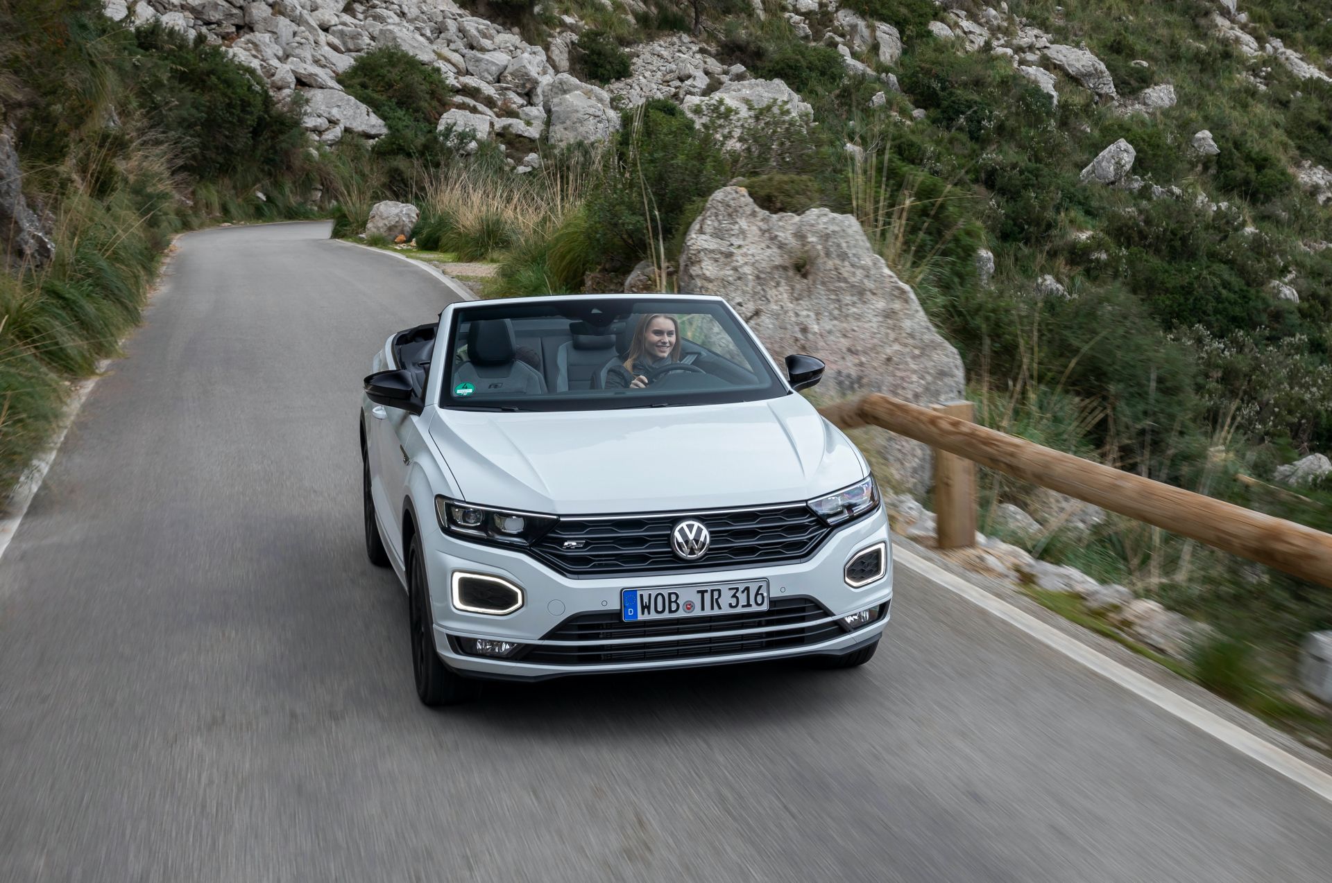 VW T-Roc Cabriolet: High-Riding Golf Convertible Successor Overexposed In 325 Photos, Videos