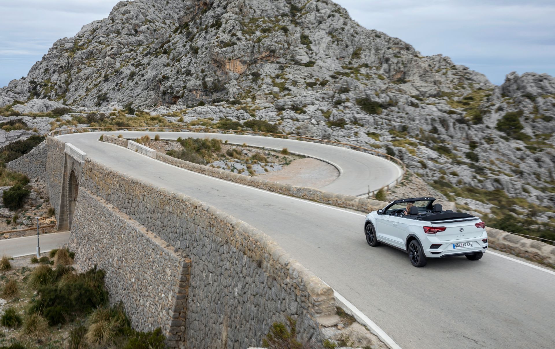 VW T-Roc Cabriolet: High-Riding Golf Convertible Successor Overexposed In 325 Photos, Videos