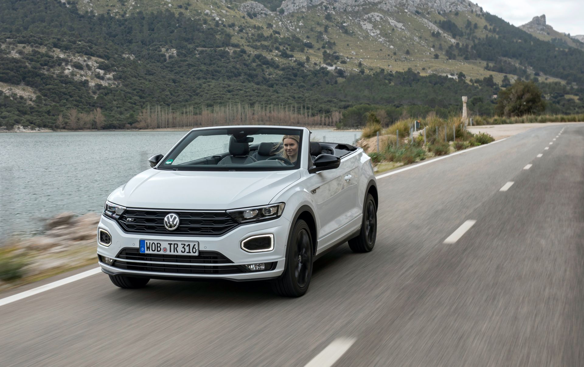 VW T-Roc Cabriolet: High-Riding Golf Convertible Successor Overexposed In 325 Photos, Videos