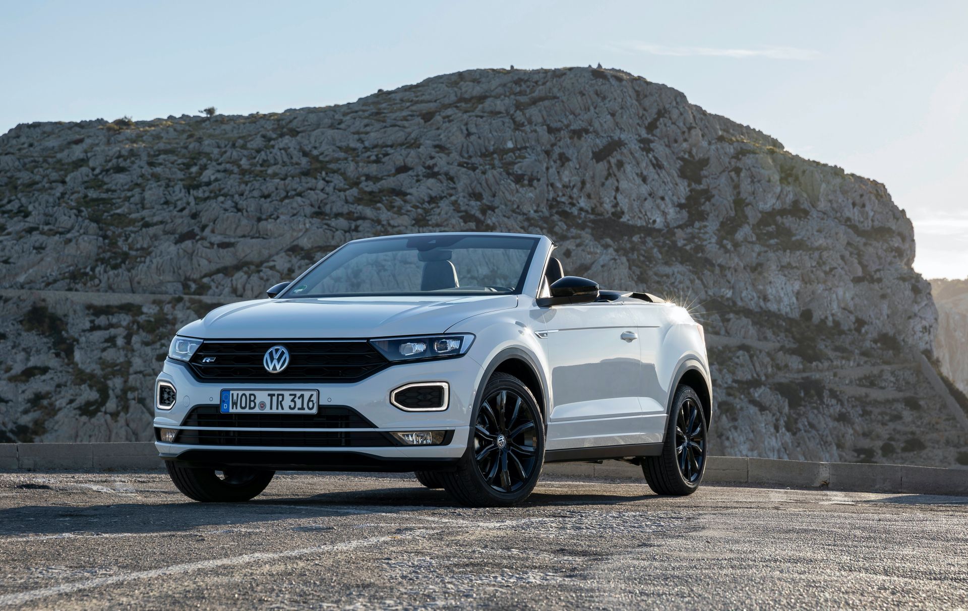 VW T-Roc Cabriolet: High-Riding Golf Convertible Successor Overexposed In 325 Photos, Videos