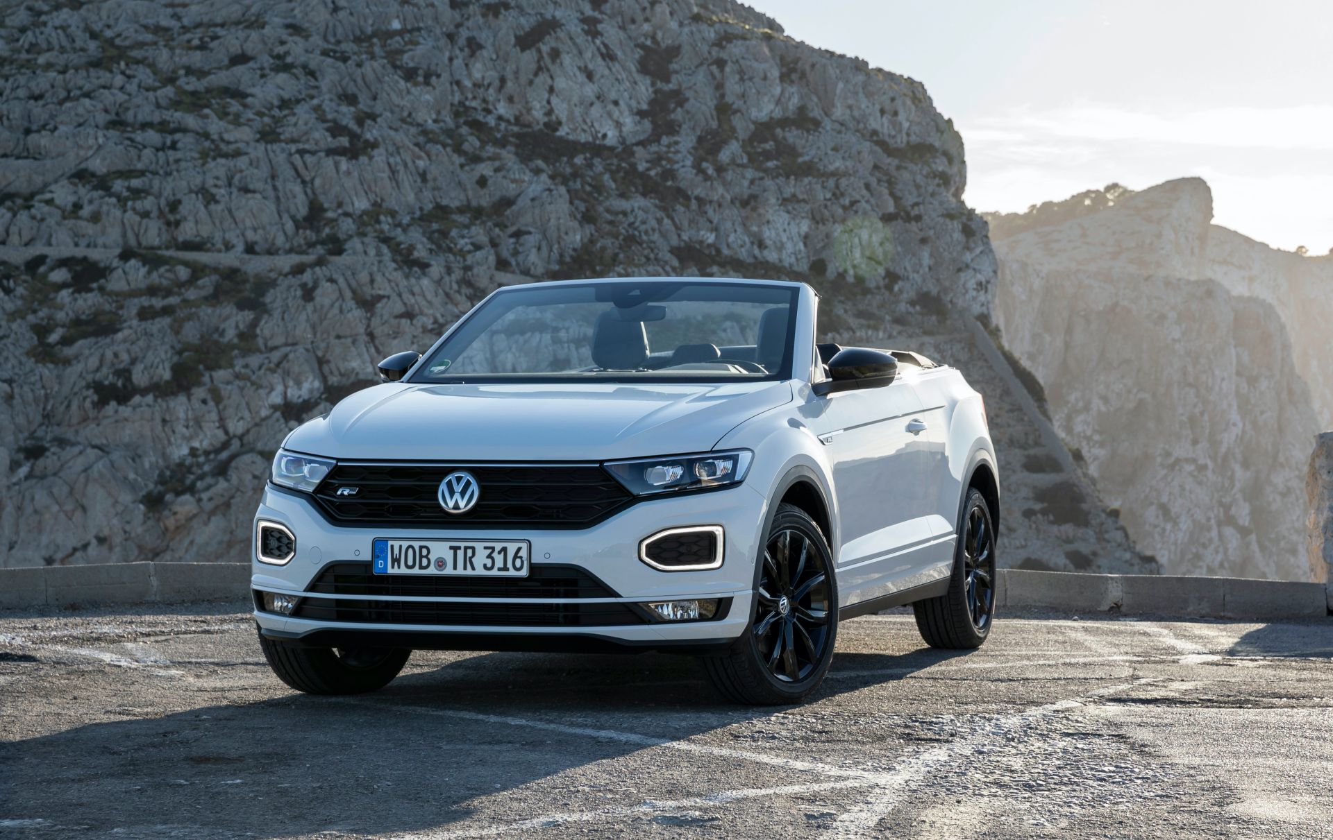 VW T-Roc Cabriolet: High-Riding Golf Convertible Successor Overexposed In 325 Photos, Videos