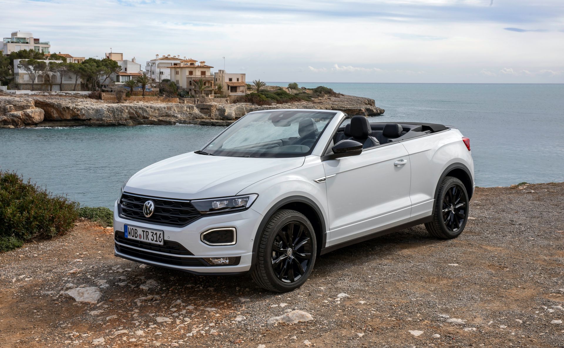 VW T-Roc Cabriolet: High-Riding Golf Convertible Successor Overexposed In 325 Photos, Videos