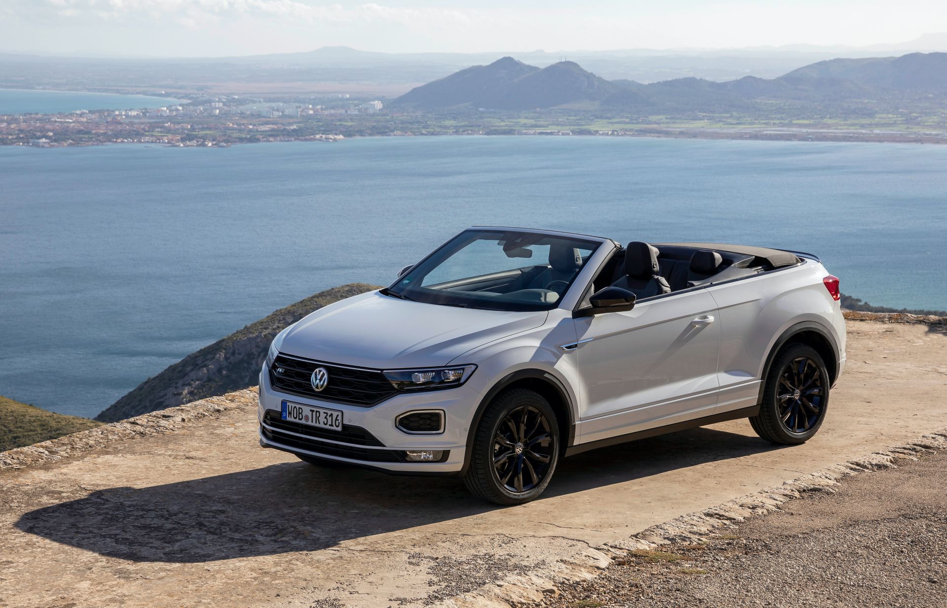 VW T-Roc Cabriolet: High-Riding Golf Convertible Successor Overexposed In 325 Photos, Videos