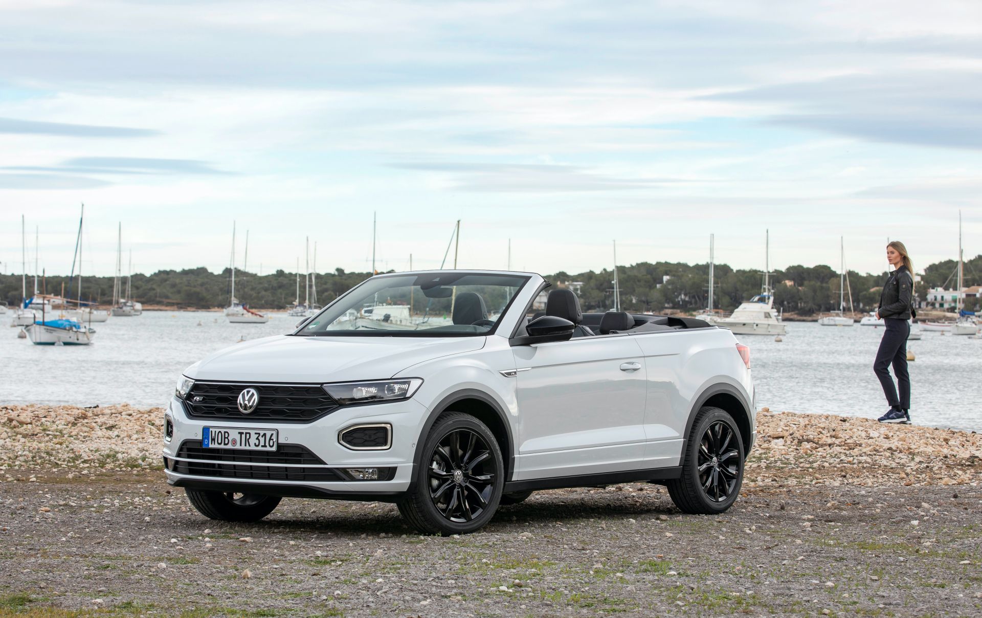 VW T-Roc Cabriolet: High-Riding Golf Convertible Successor Overexposed In 325 Photos, Videos
