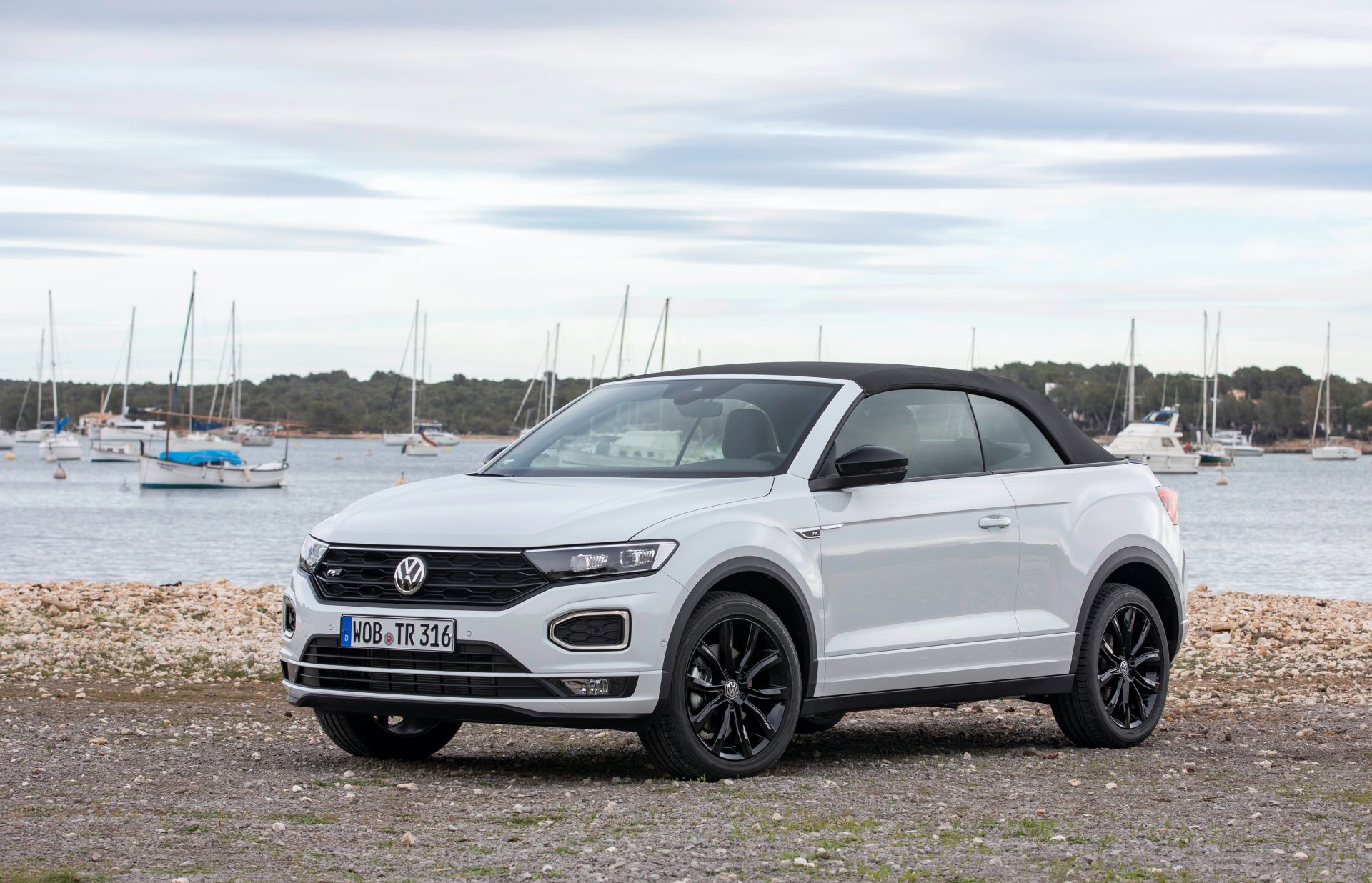 VW T-Roc Cabriolet: High-Riding Golf Convertible Successor Overexposed In 325 Photos, Videos