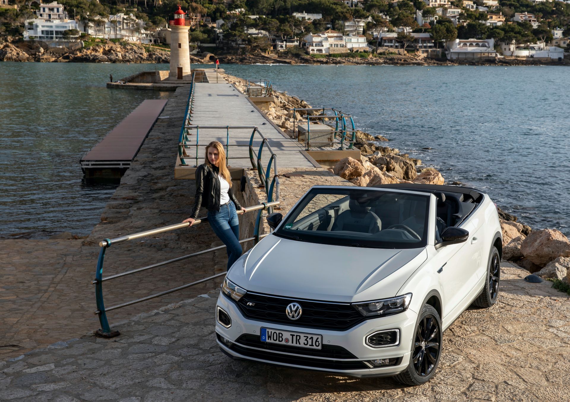 VW T-Roc Cabriolet: High-Riding Golf Convertible Successor Overexposed In 325 Photos, Videos
