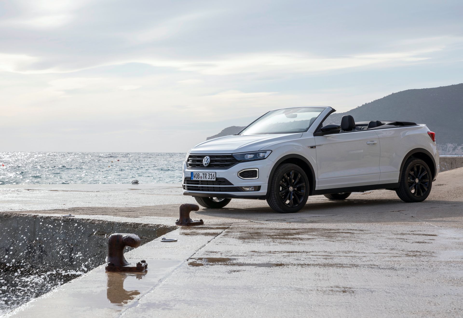 VW T-Roc Cabriolet: High-Riding Golf Convertible Successor Overexposed In 325 Photos, Videos