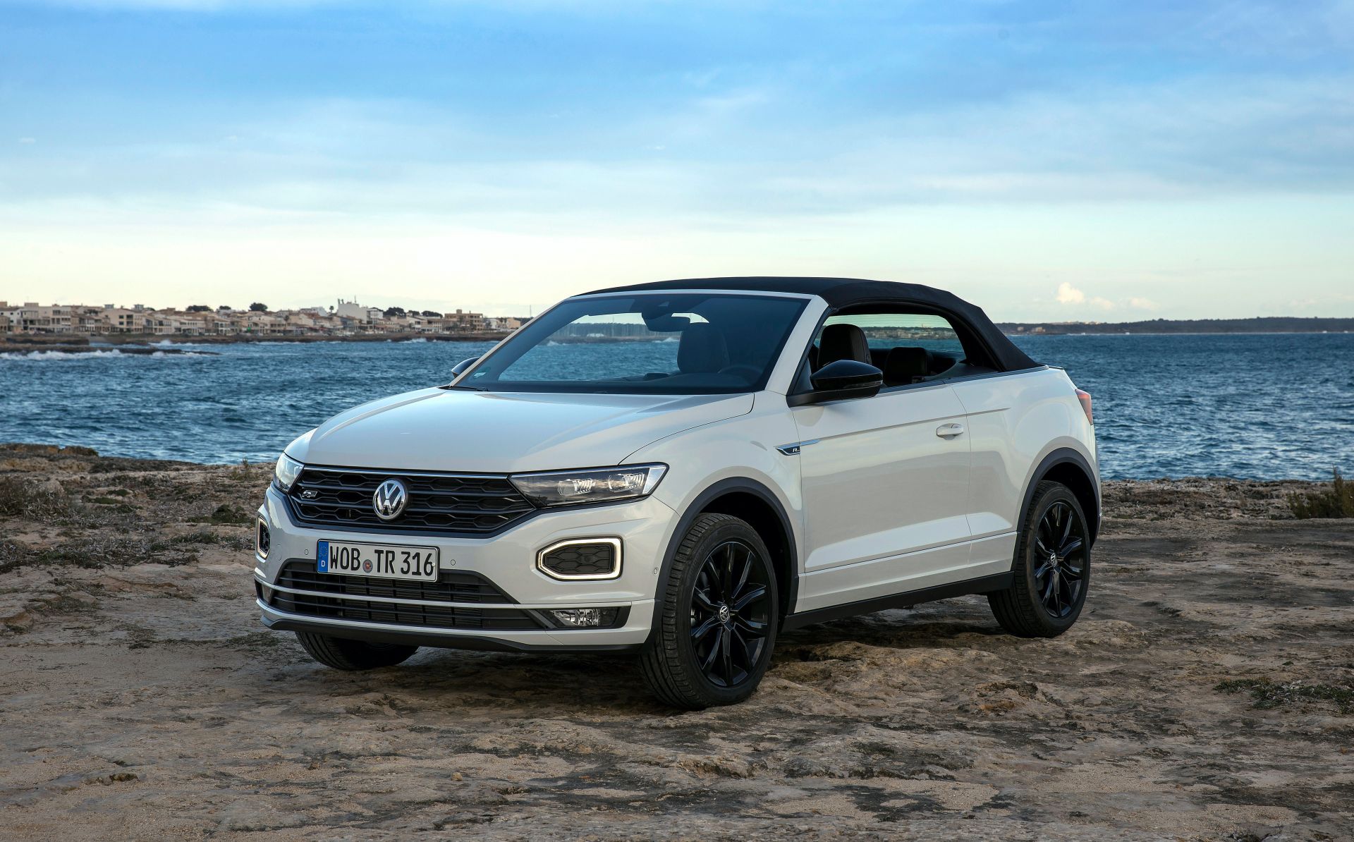 VW T-Roc Cabriolet: High-Riding Golf Convertible Successor Overexposed In 325 Photos, Videos