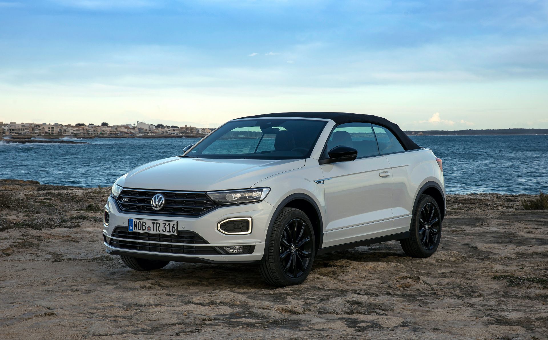 VW T-Roc Cabriolet: High-Riding Golf Convertible Successor Overexposed In 325 Photos, Videos