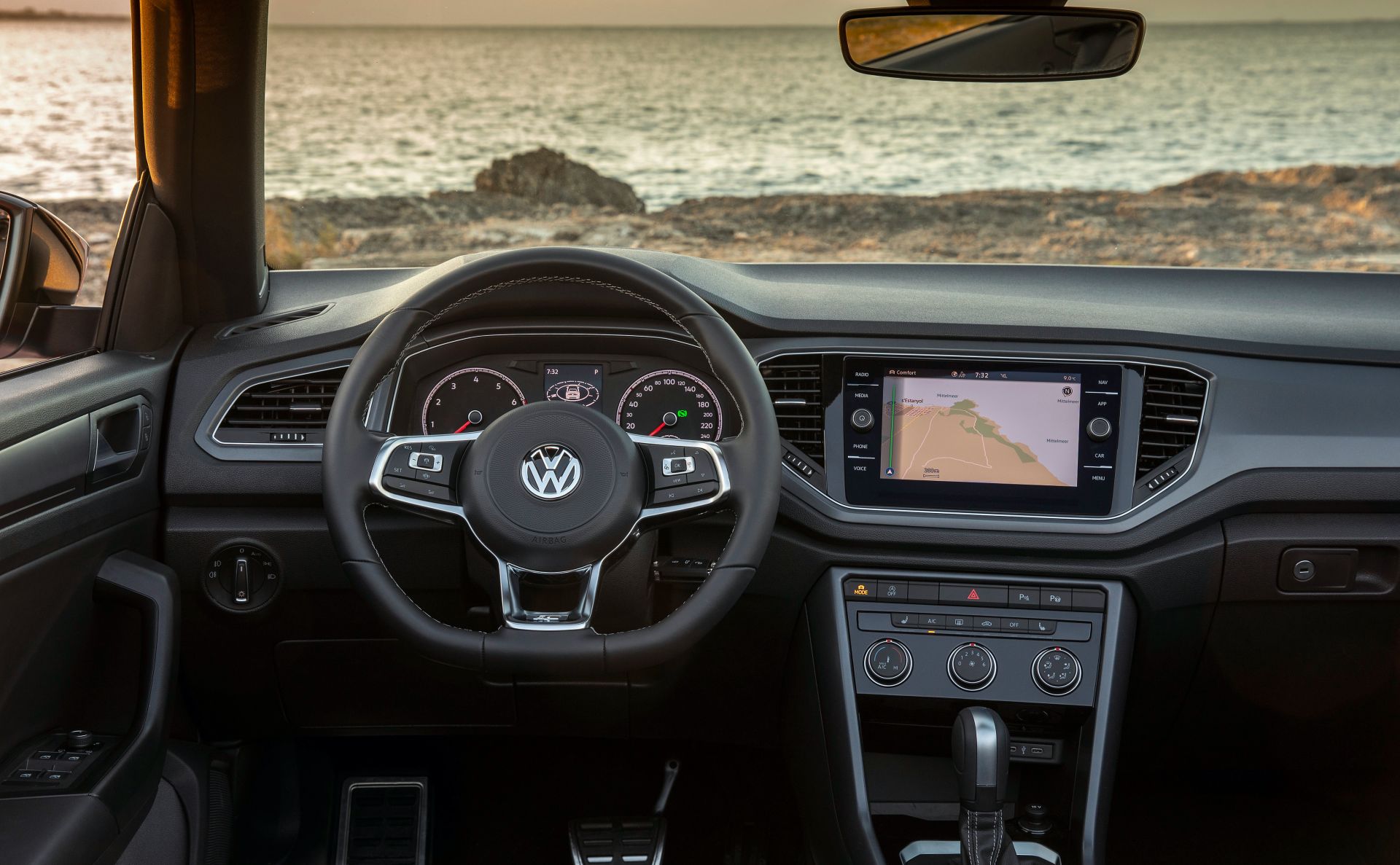 VW T-Roc Cabriolet: High-Riding Golf Convertible Successor Overexposed In 325 Photos, Videos